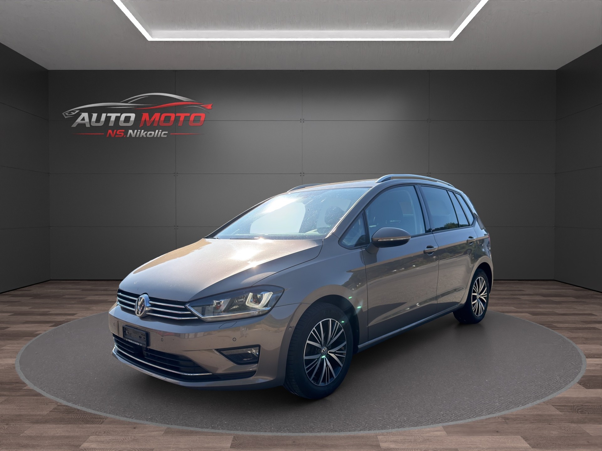 VW Golf Sportsvan 1.4 TSI Comfortline DSG-image-1
