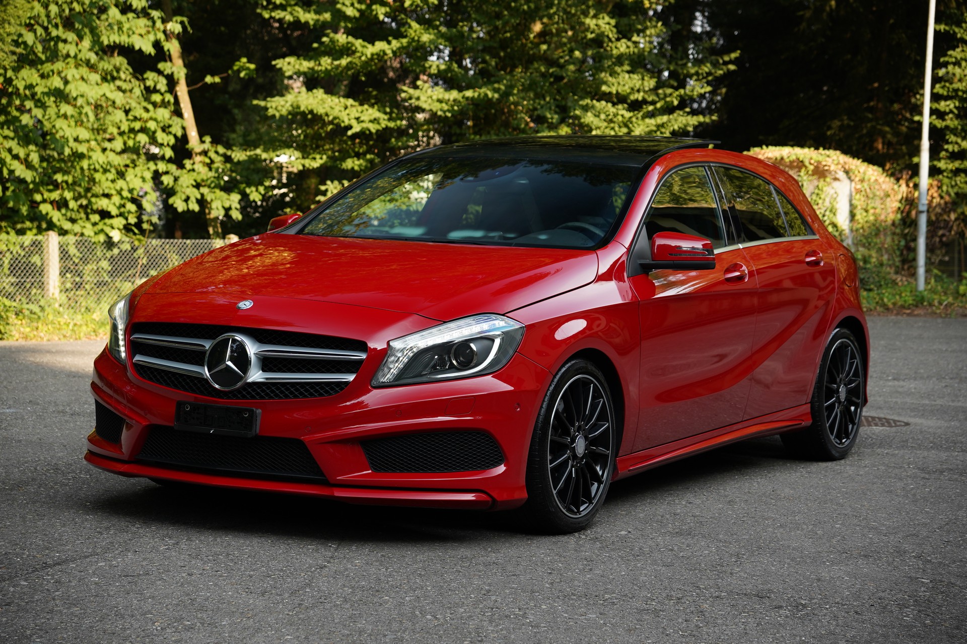 MERCEDES-BENZ A 250 AMG Line 7G-DCT-image-6