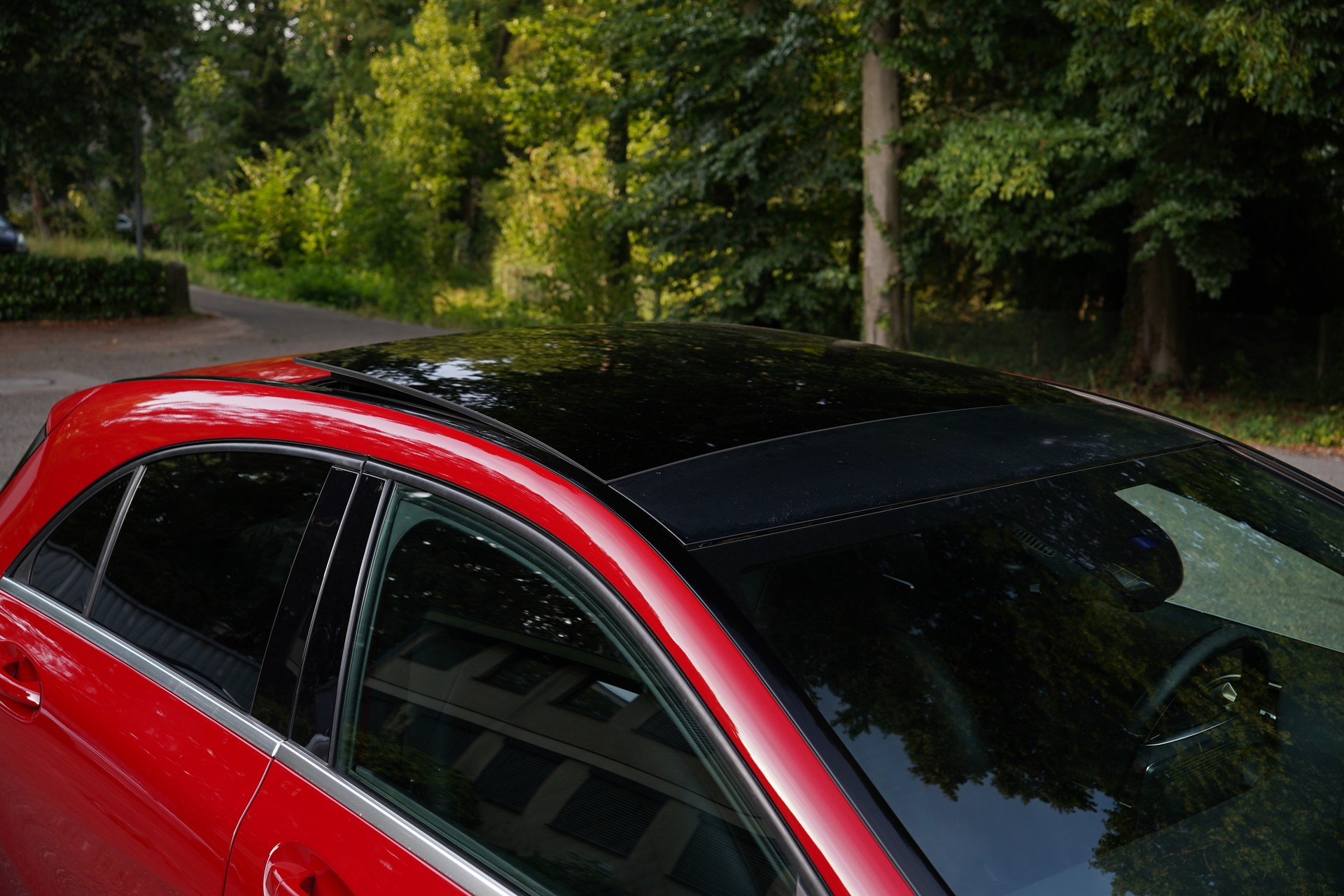 MERCEDES-BENZ A 250 AMG Line 7G-DCT-image-14