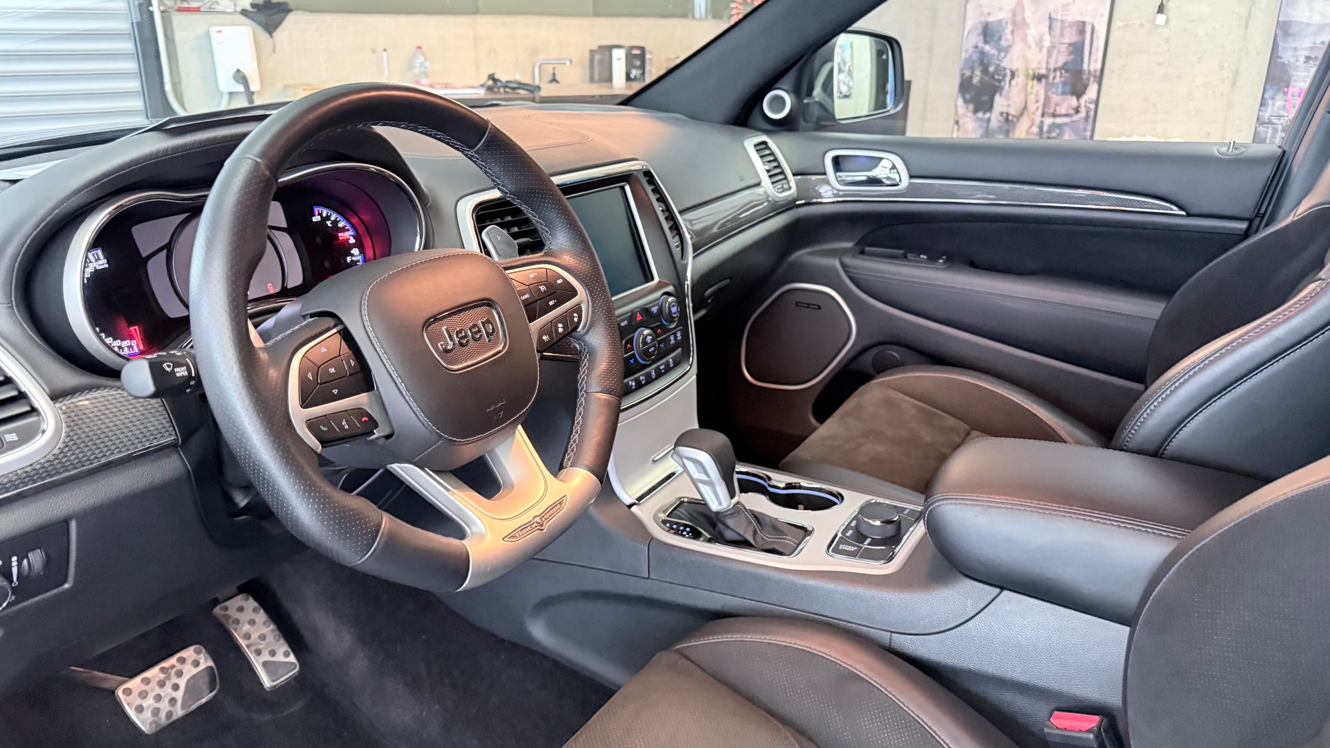 JEEP Grand Cherokee 6.2 V8 HEMI Trackhawk-image-9