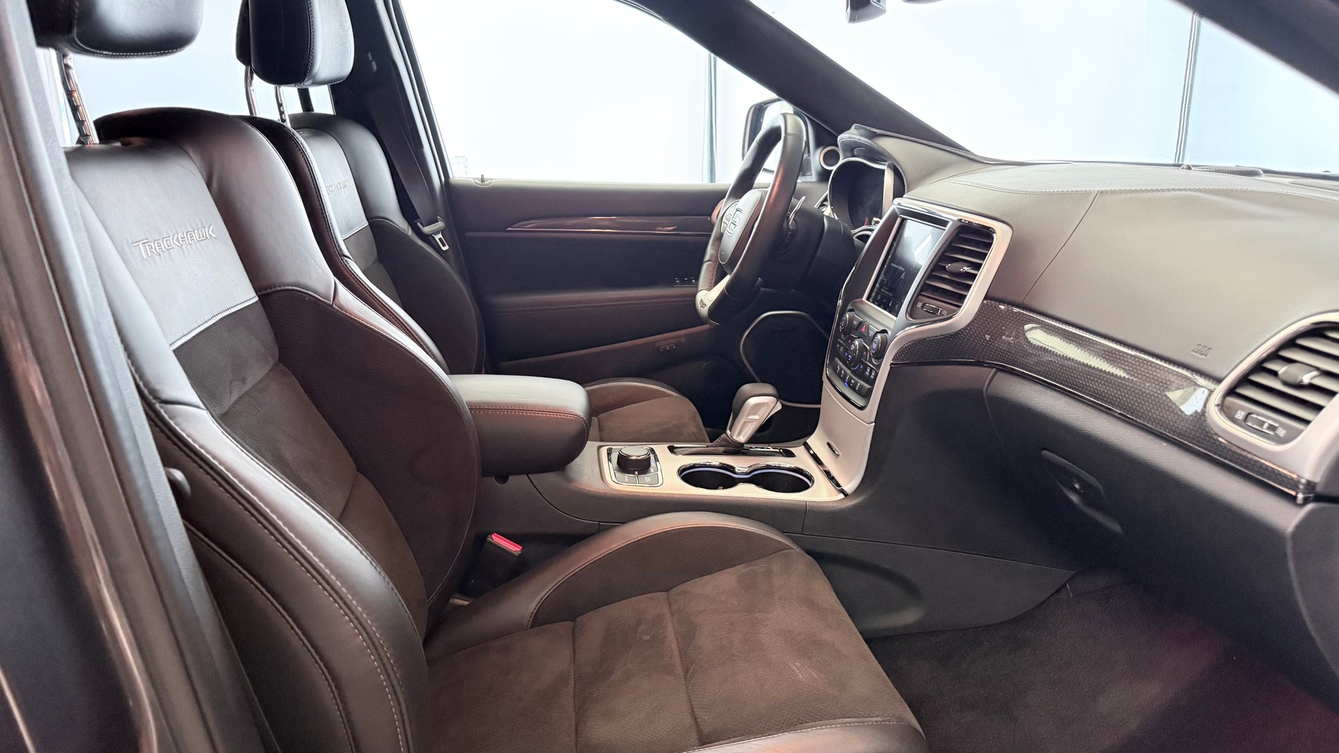 JEEP Grand Cherokee 6.2 V8 HEMI Trackhawk-image-21