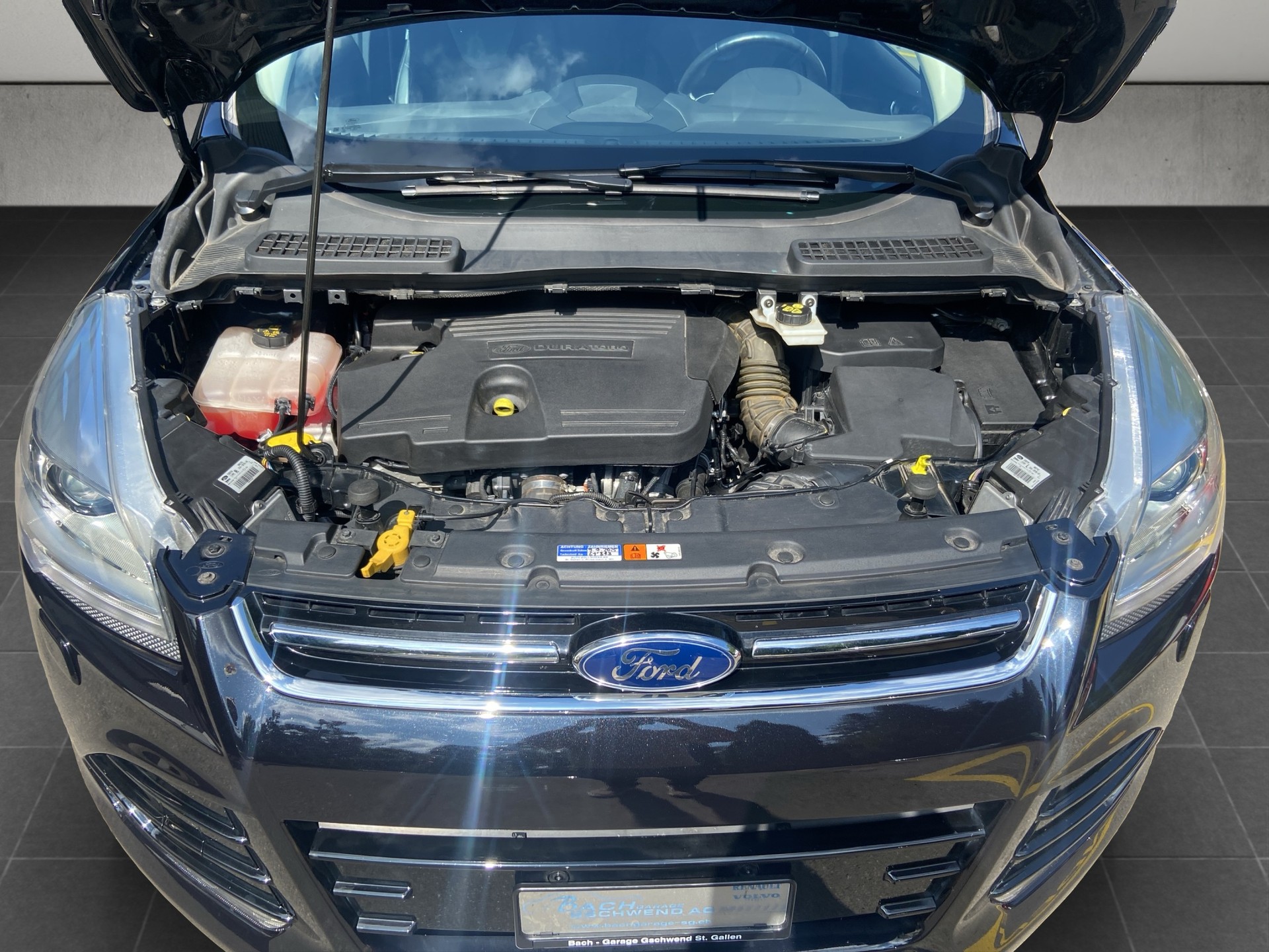 FORD Kuga 2.0 TDCi Titanium 4WD PowerShift-image-13