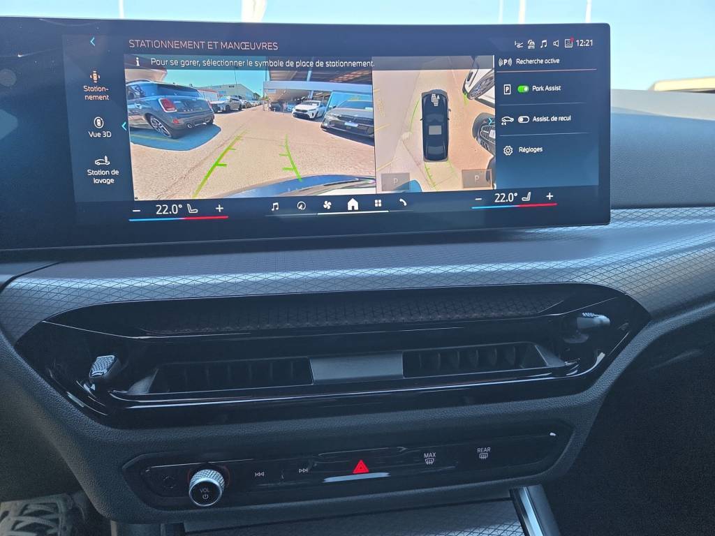 BMW 320d xDrive 48V Steptronic M Sport-image-16