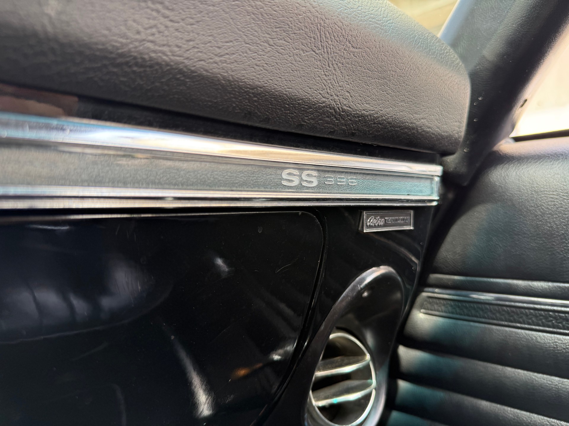 CHEVROLET Chevelle SS 396-image-12