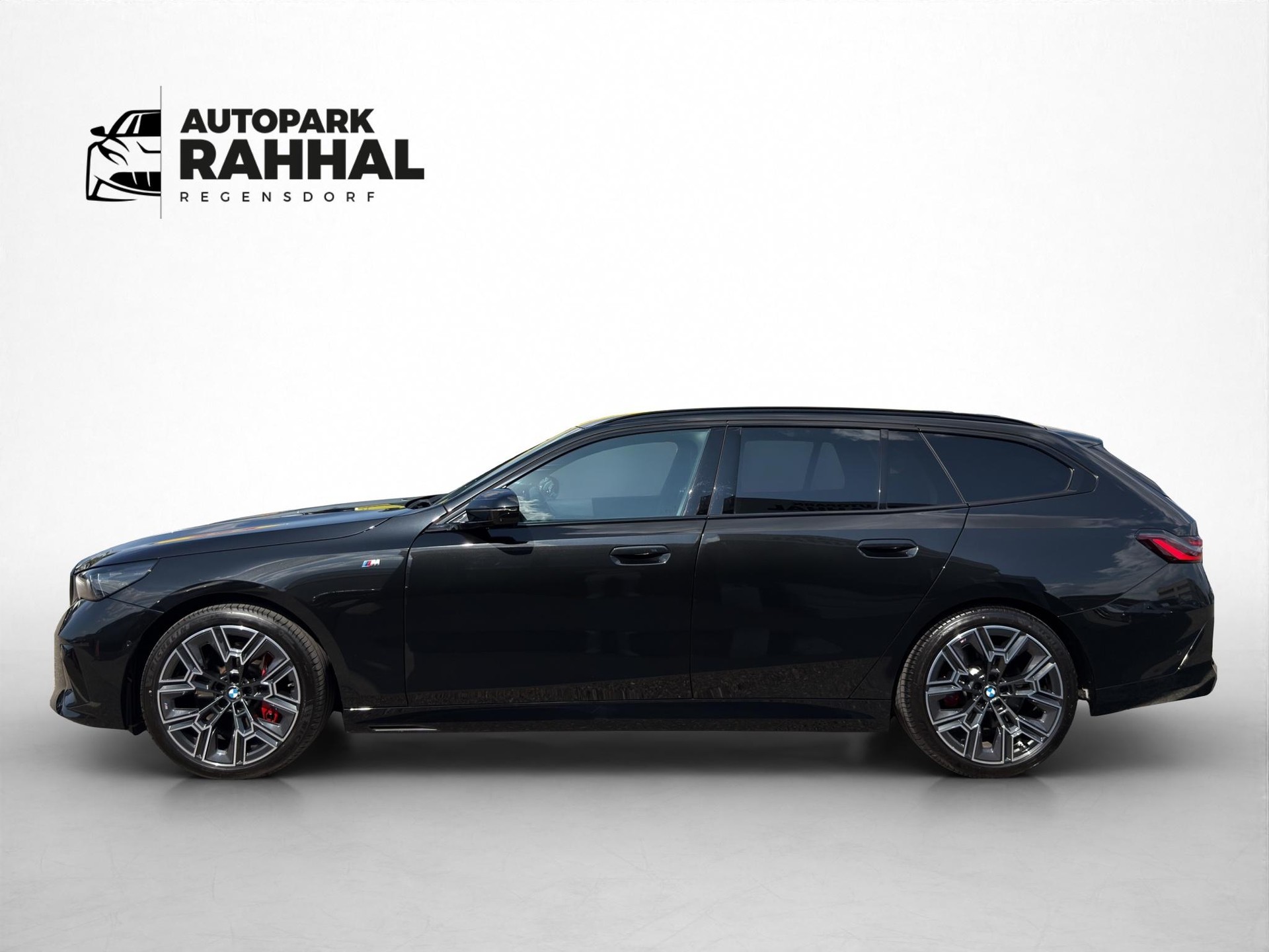 BMW 540d xDrive Touring M Sport Pro * ICONIC GLOW * BELÜFTETE SITZE * AHK *-image-10