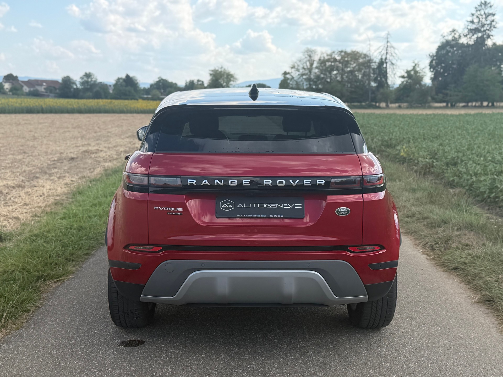 LAND ROVER Range Rover Evoque R-Dynamic P 200 S AT9-image-9