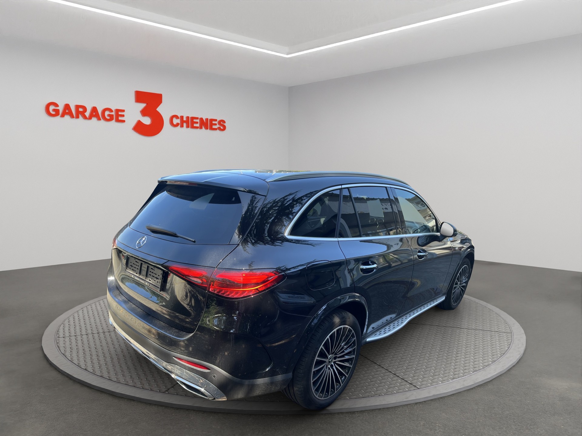 MERCEDES-BENZ GLC 400 e 4Matic 9G-Tronic-image-3