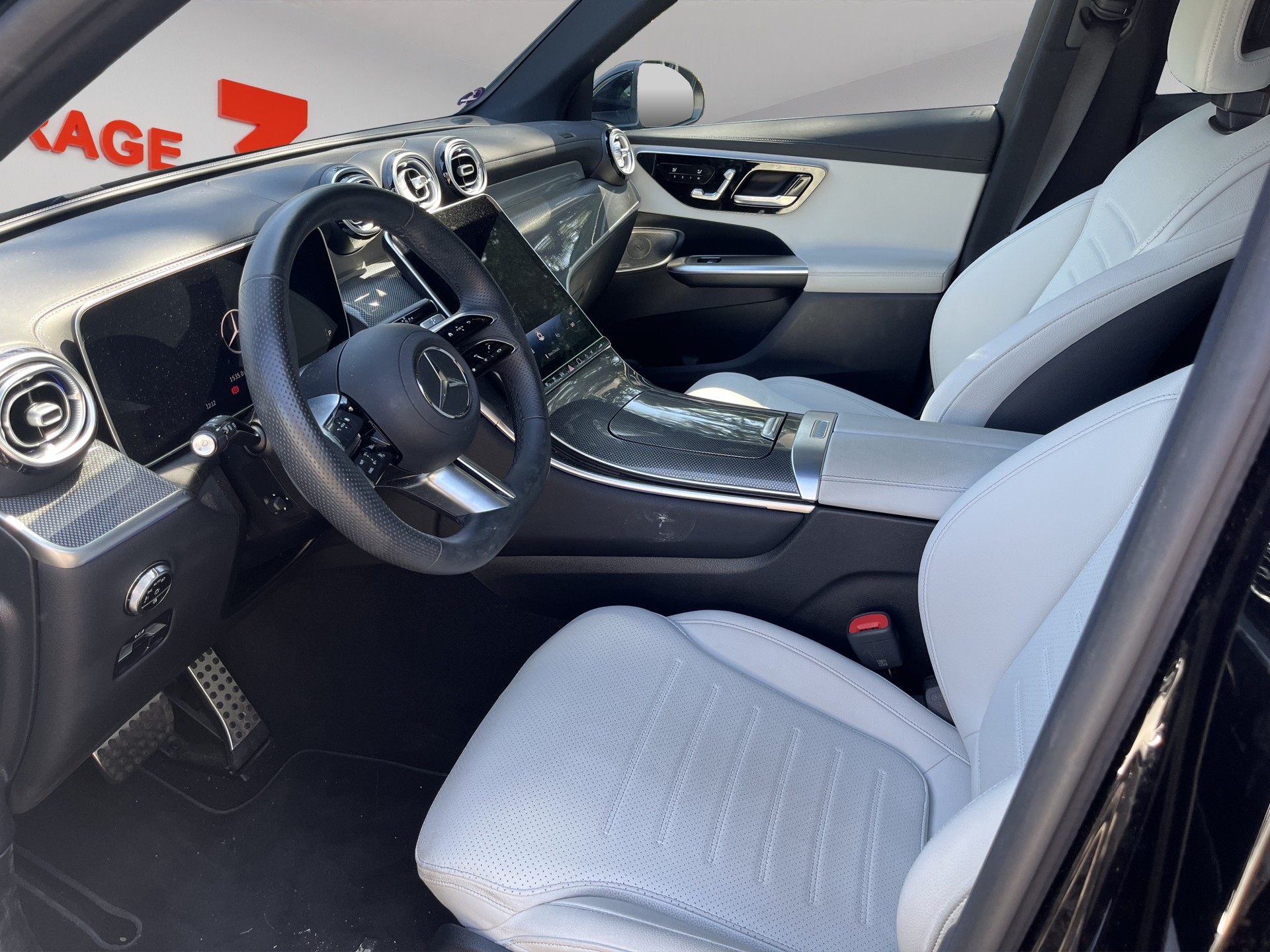 MERCEDES-BENZ GLC 400 e 4Matic 9G-Tronic-image-4
