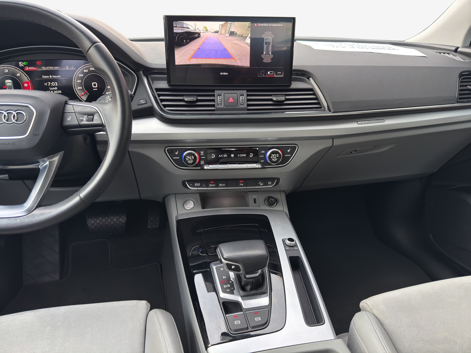 AUDI Q5 40 TDI quattro S-tronic-image-10