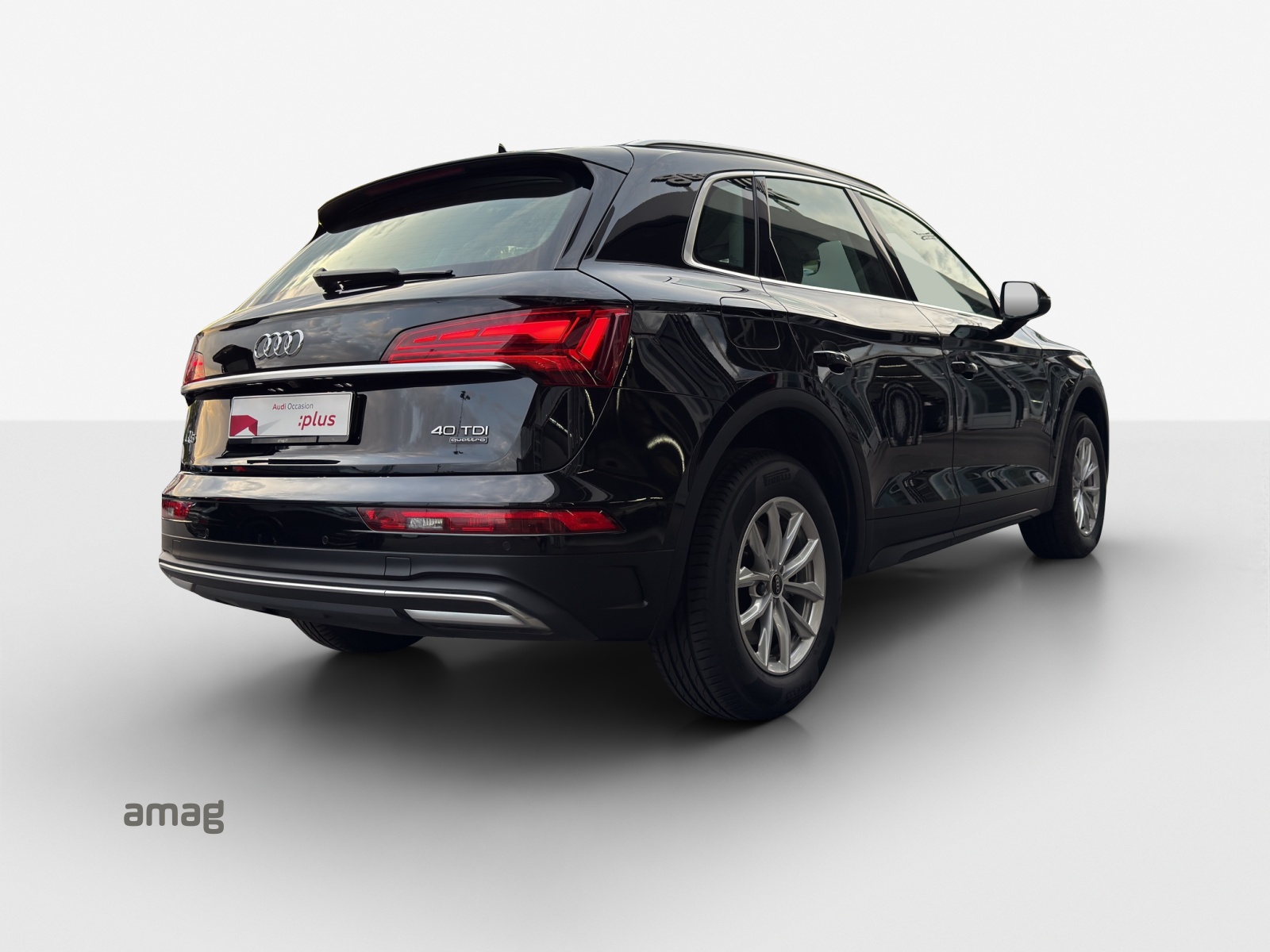 AUDI Q5 40 TDI quattro S-tronic-image-4