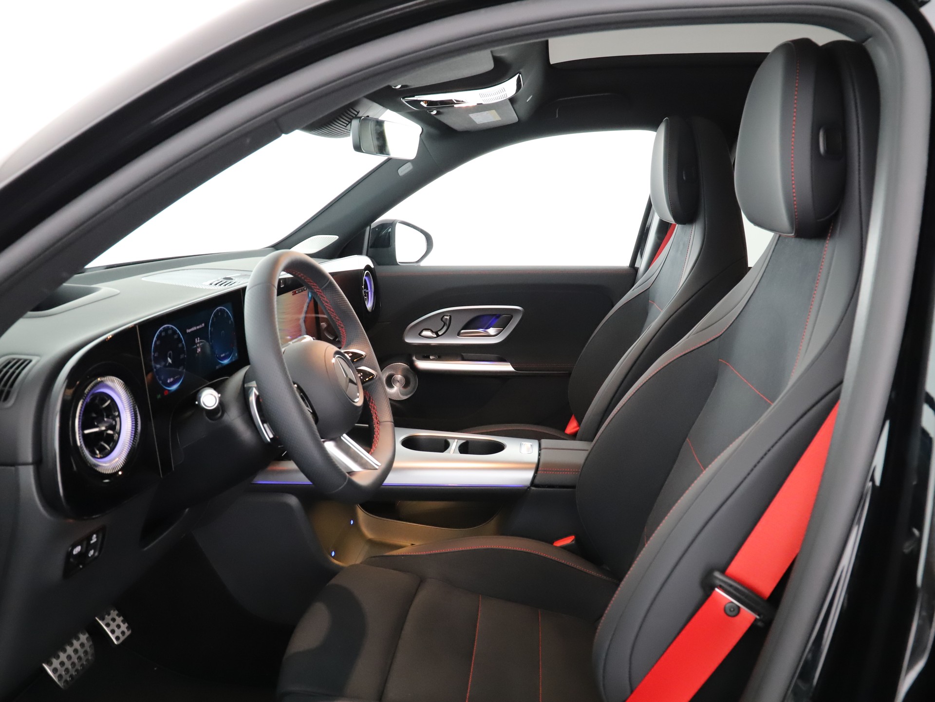MERCEDES-BENZ GLB 220 4Matic 8G-Tronic-image-9