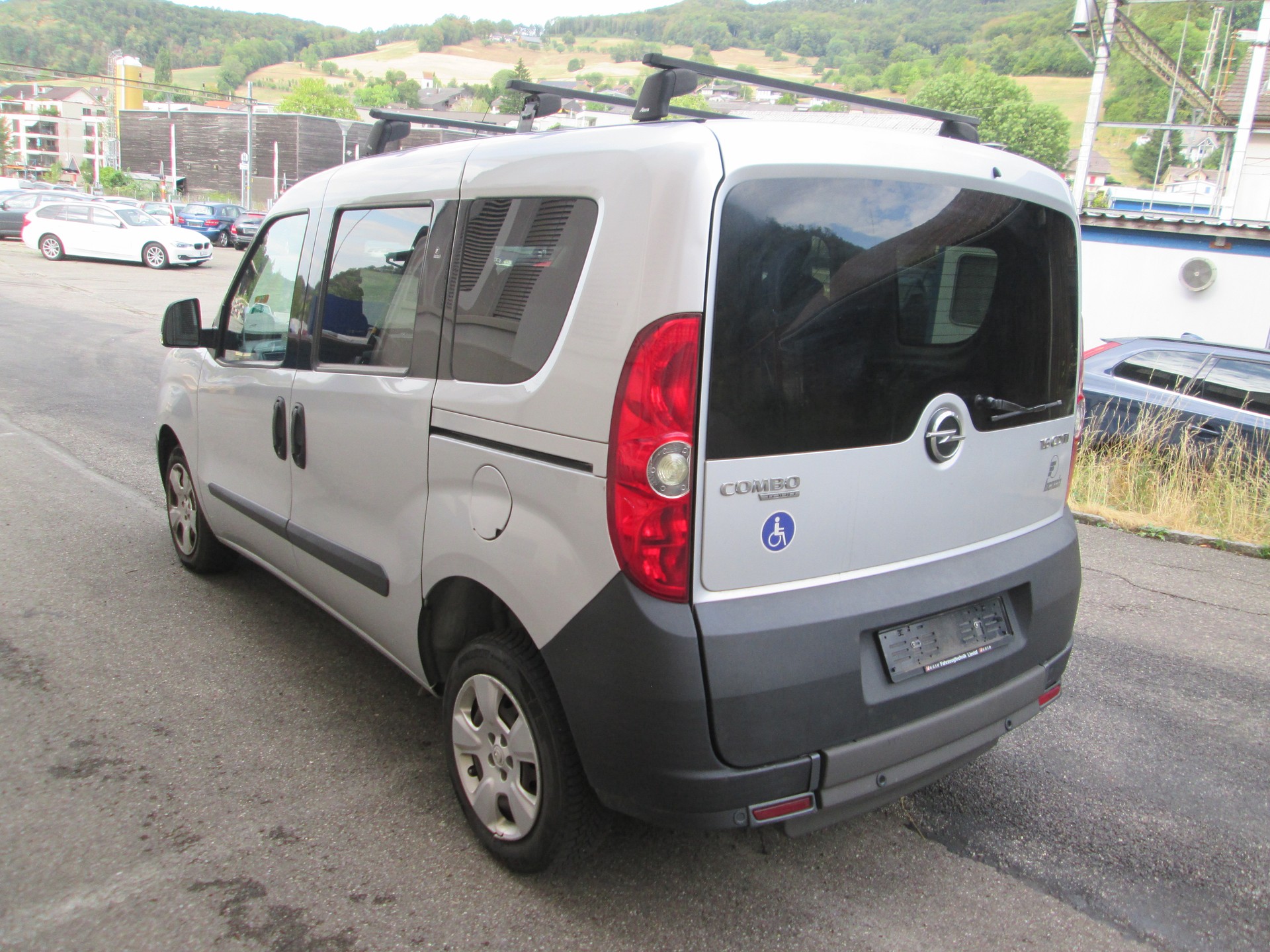 OPEL Combo 1.6 CDTi Enjoy L1H1-image-5