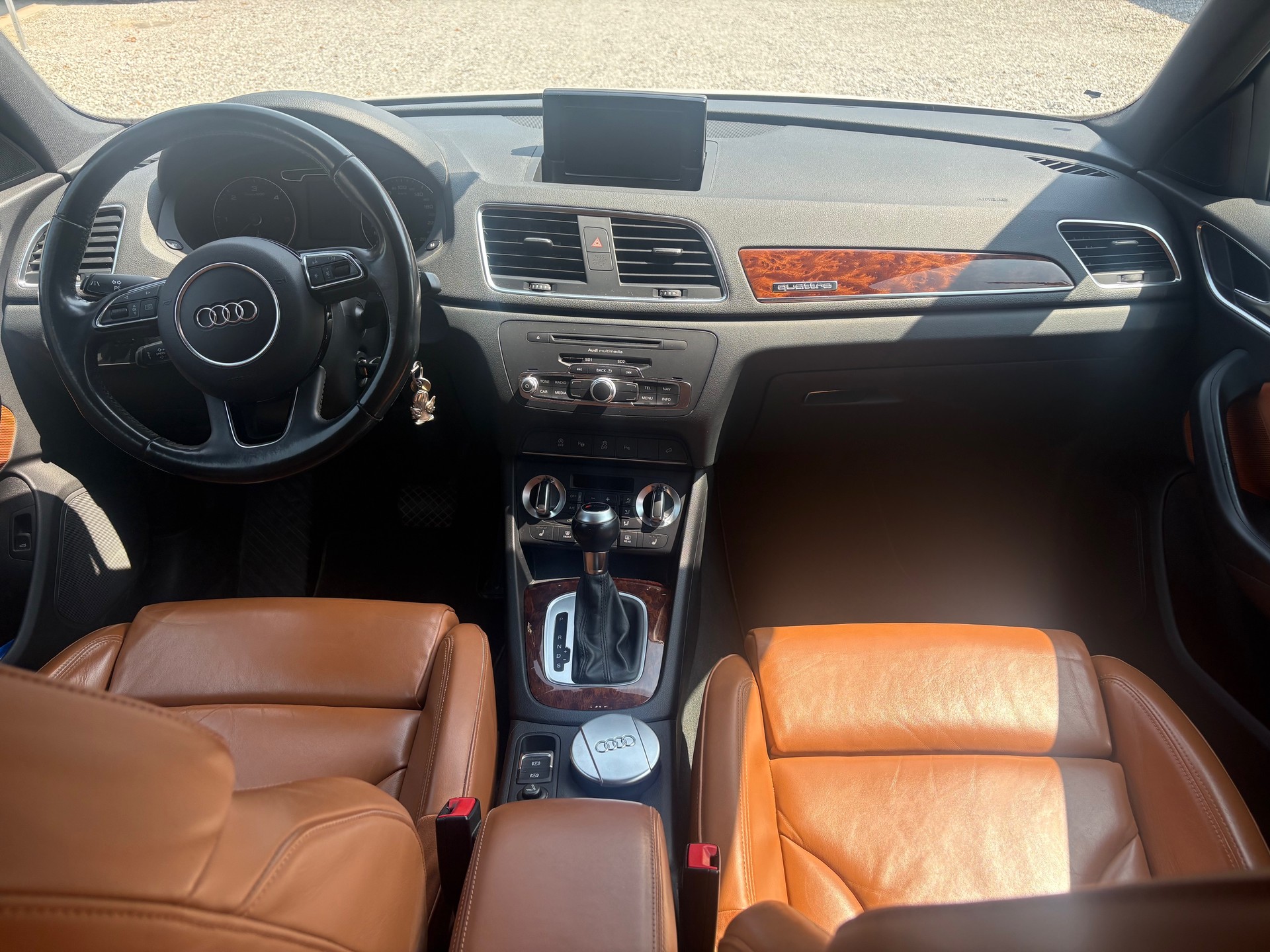 AUDI 2.0 TDI 177 quattro-image-5