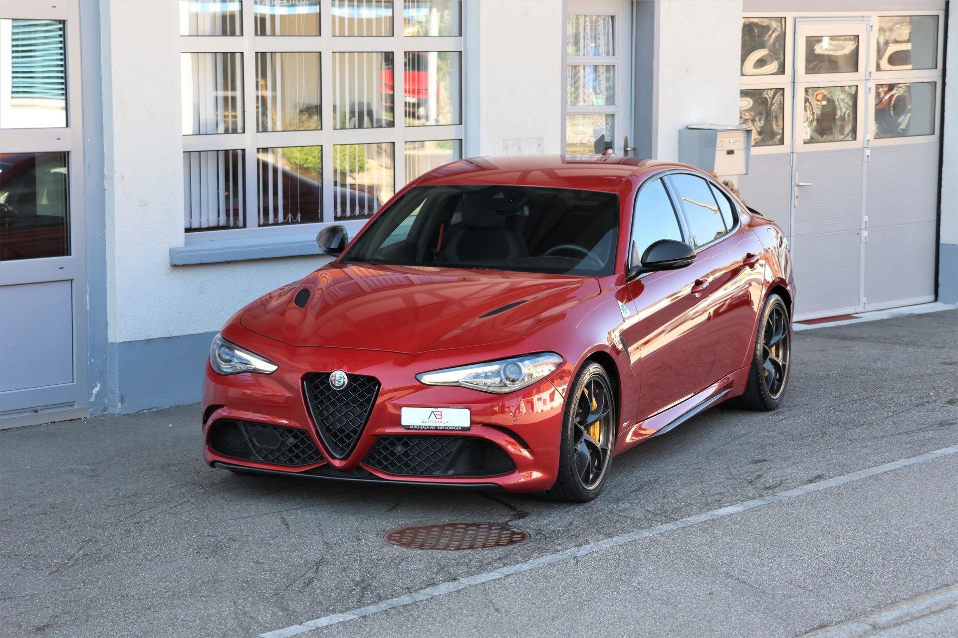 ALFA ROMEO Giulia 2.9 V6 Quadrifoglio Automatic *Facelift*Akrapovic*-image-0