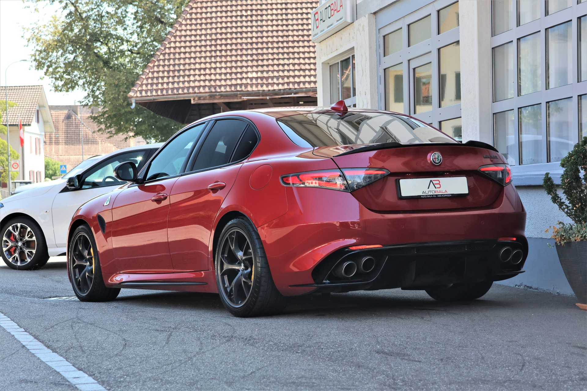 ALFA ROMEO Giulia 2.9 V6 Quadrifoglio Automatic *Facelift*Akrapovic*-image-2