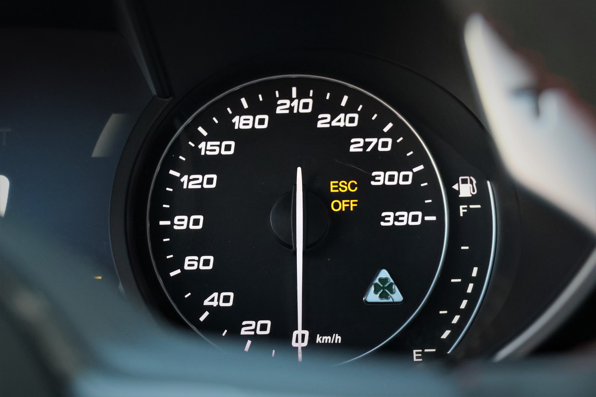 ALFA ROMEO Giulia 2.9 V6 Quadrifoglio Automatic *Facelift*Akrapovic*-image-28