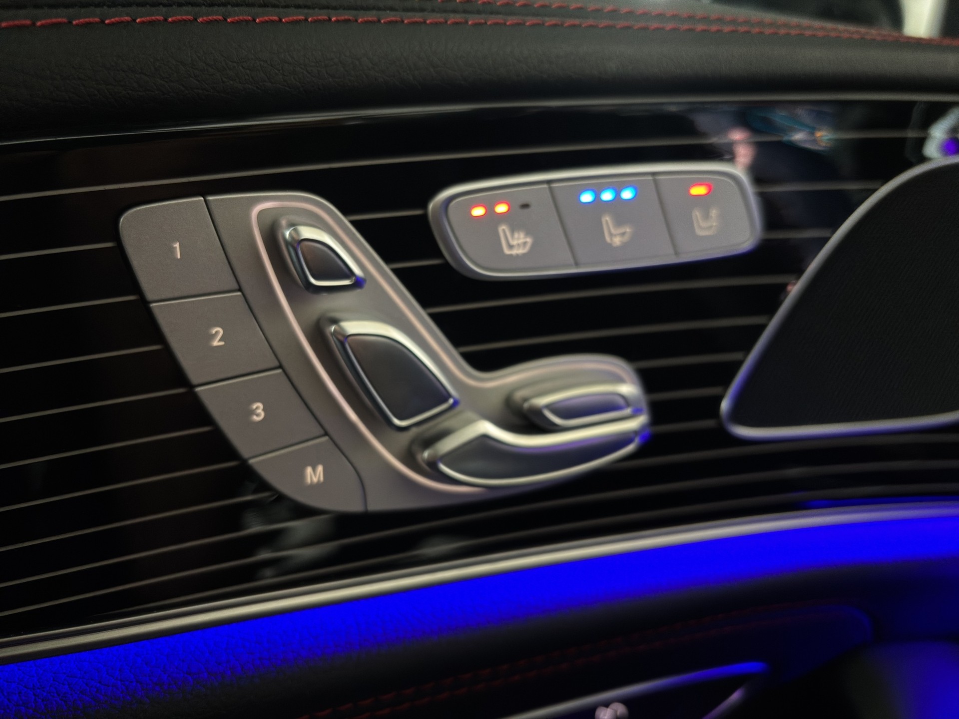 MERCEDES-BENZ CLS 53 AMG 4 Matic+-image-10