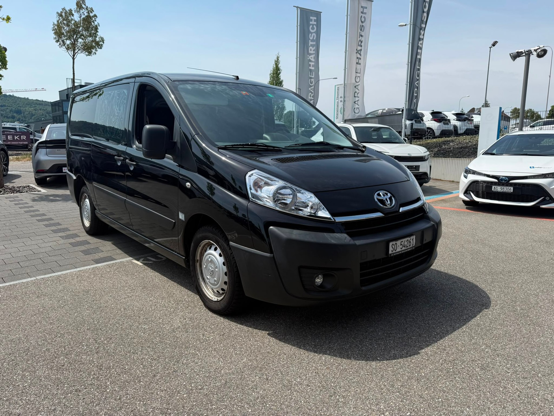 TOYOTA 1.6 D Terra-image-1