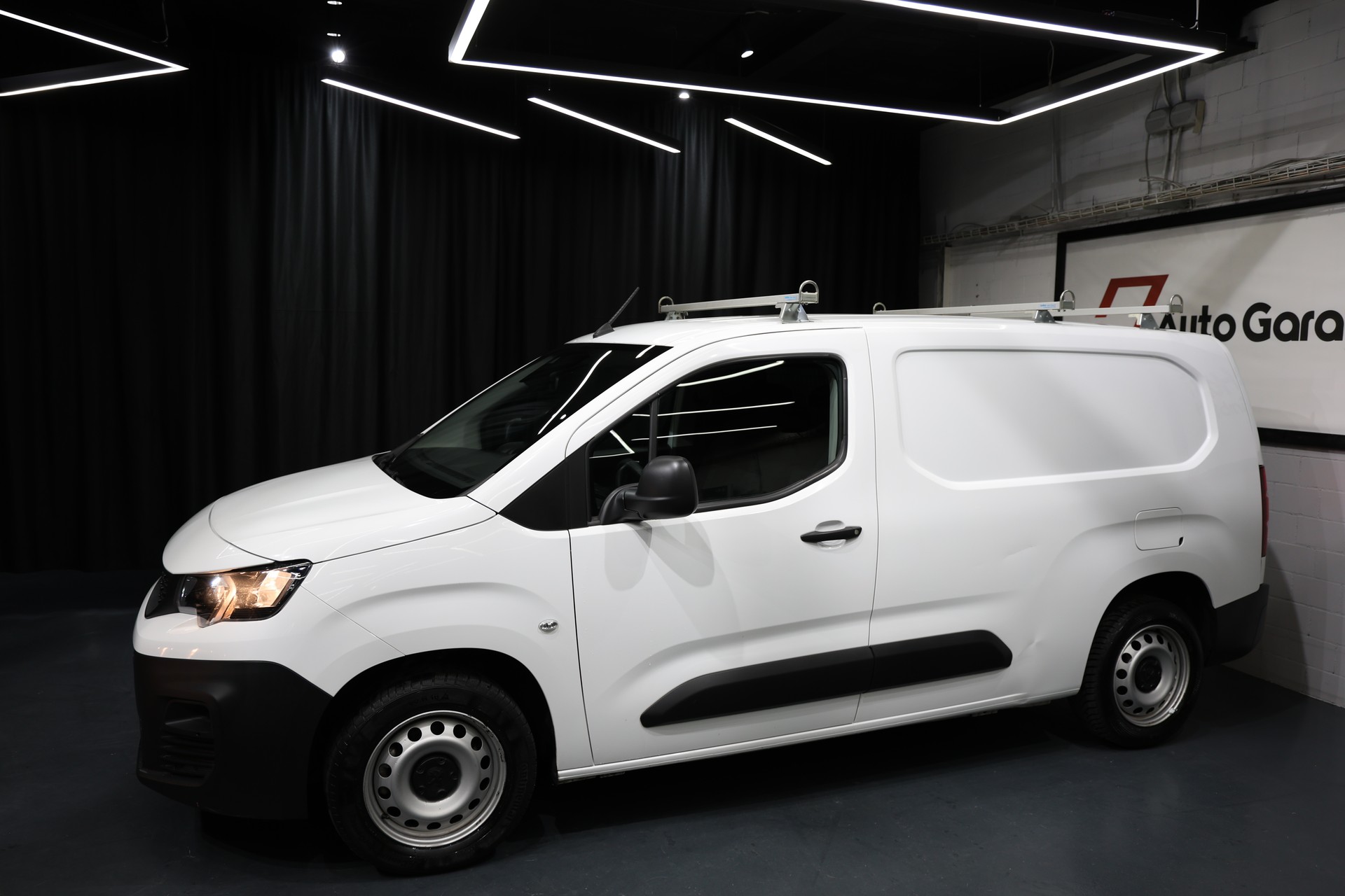 PEUGEOT Partner 1.5 Blue HDi s/s Asphalt Long 1000kg-image-1