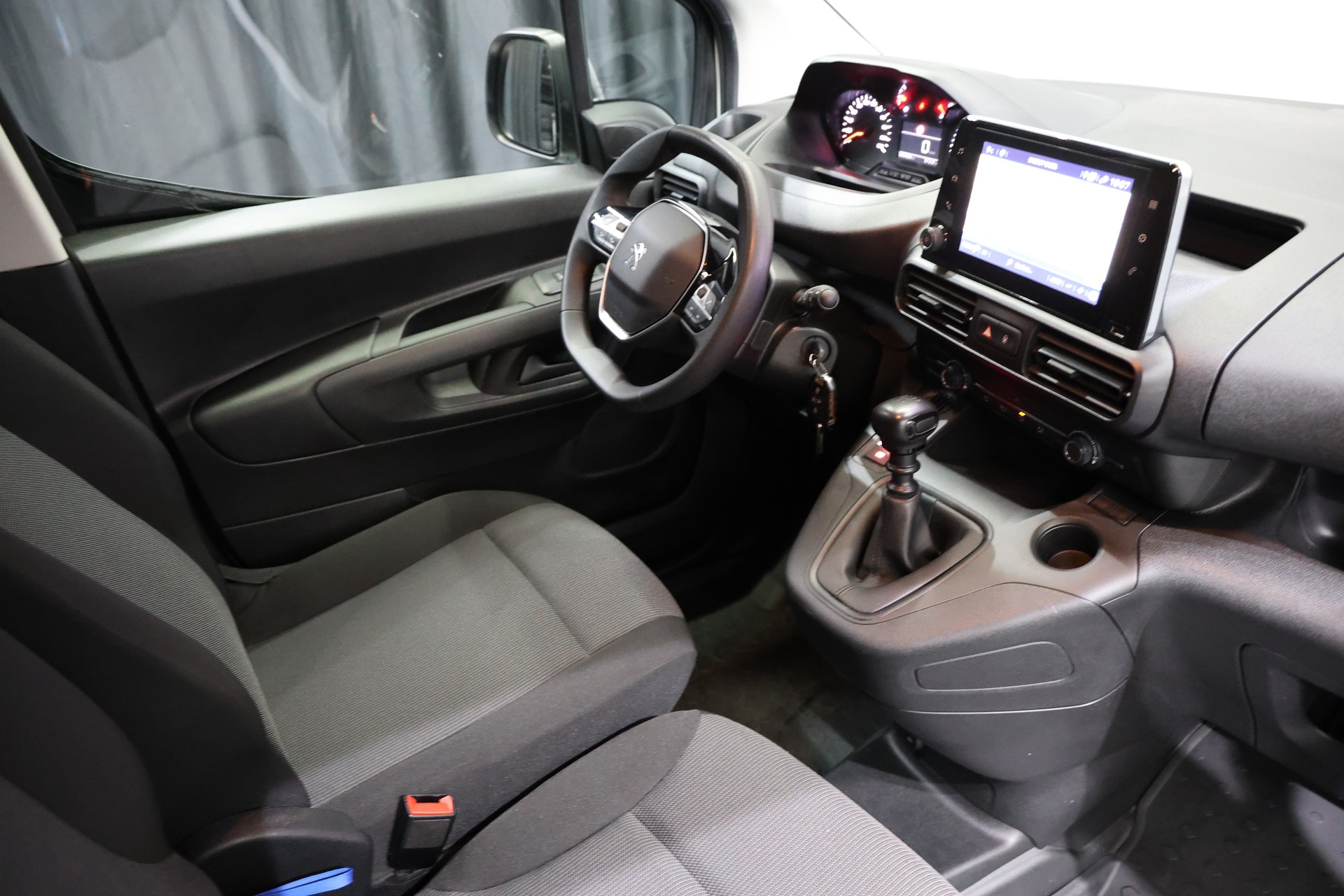 PEUGEOT Partner 1.5 Blue HDi s/s Asphalt Long 1000kg-image-9