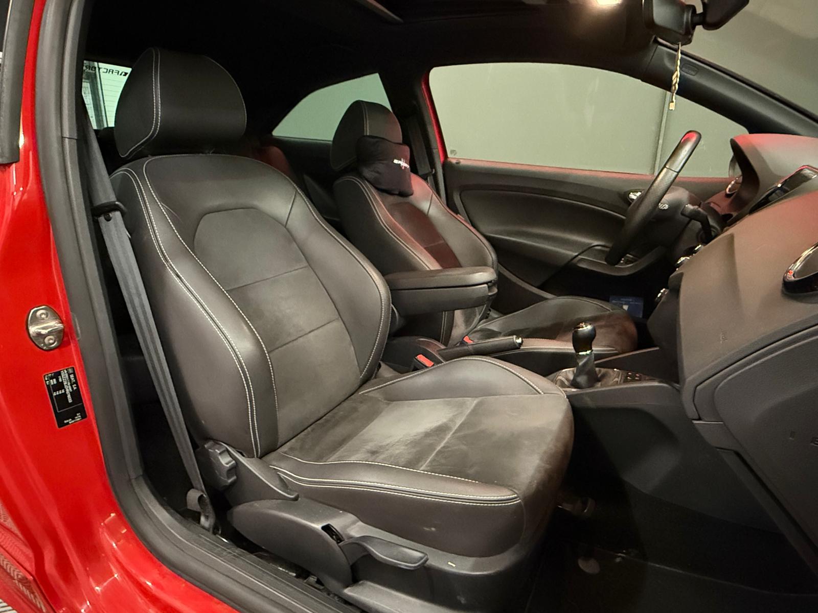 SEAT Ibiza SC 1.8 TSI Cupra *carplay*-image-14