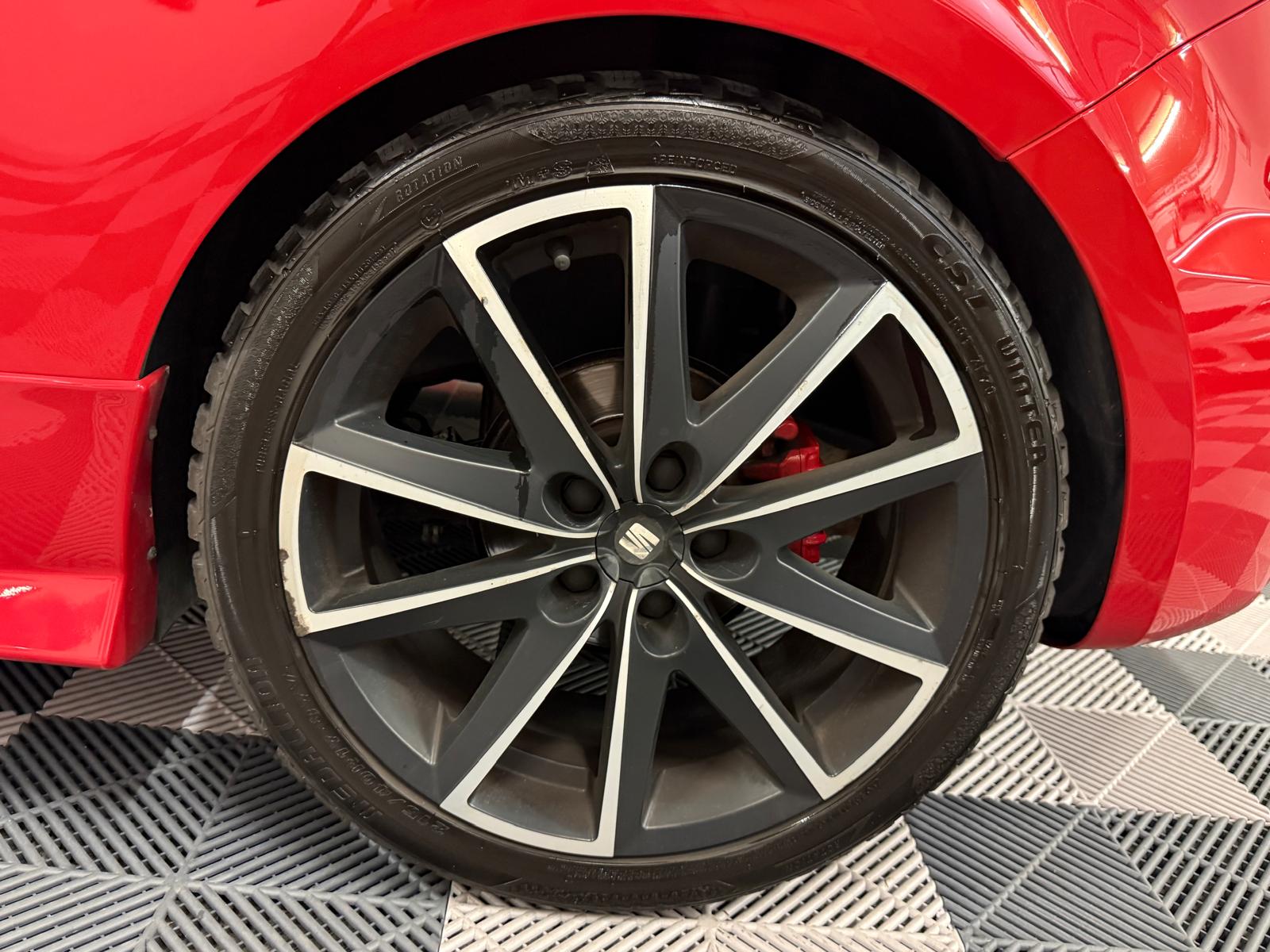 SEAT Ibiza SC 1.8 TSI Cupra *carplay*-image-28
