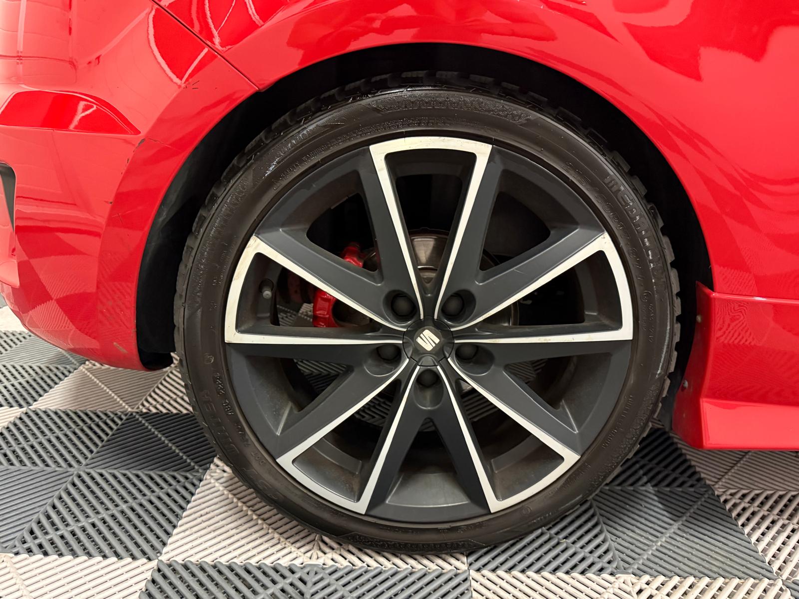 SEAT Ibiza SC 1.8 TSI Cupra *carplay*-image-25