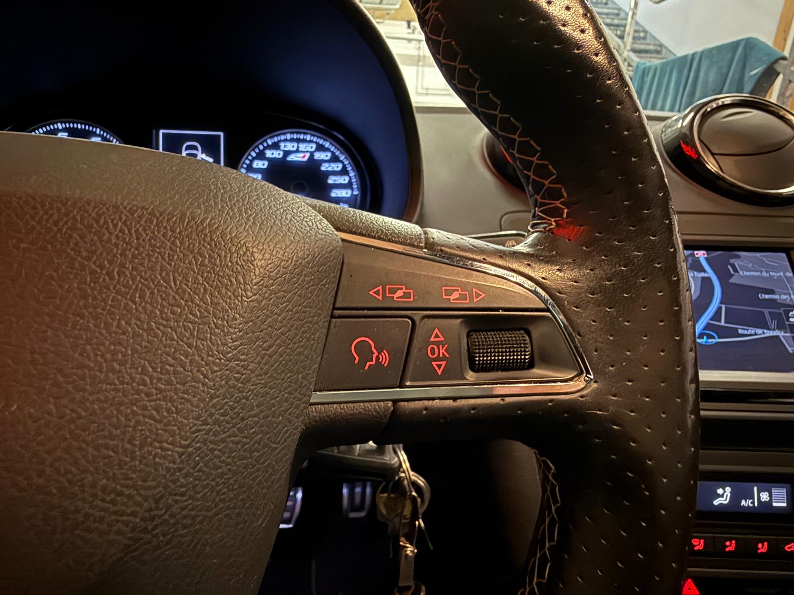 SEAT Ibiza SC 1.8 TSI Cupra *carplay*-image-19