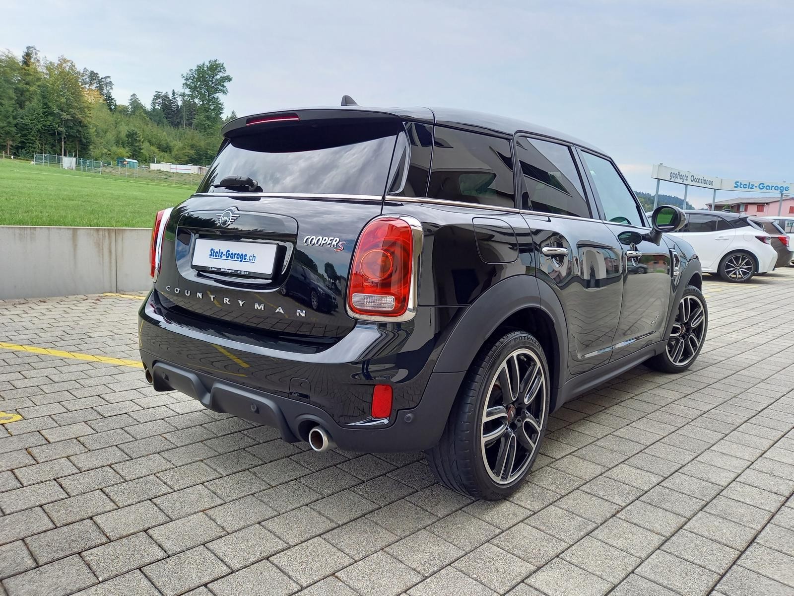 MINI Countryman Cooper S ALL4 Steptronic-image-1