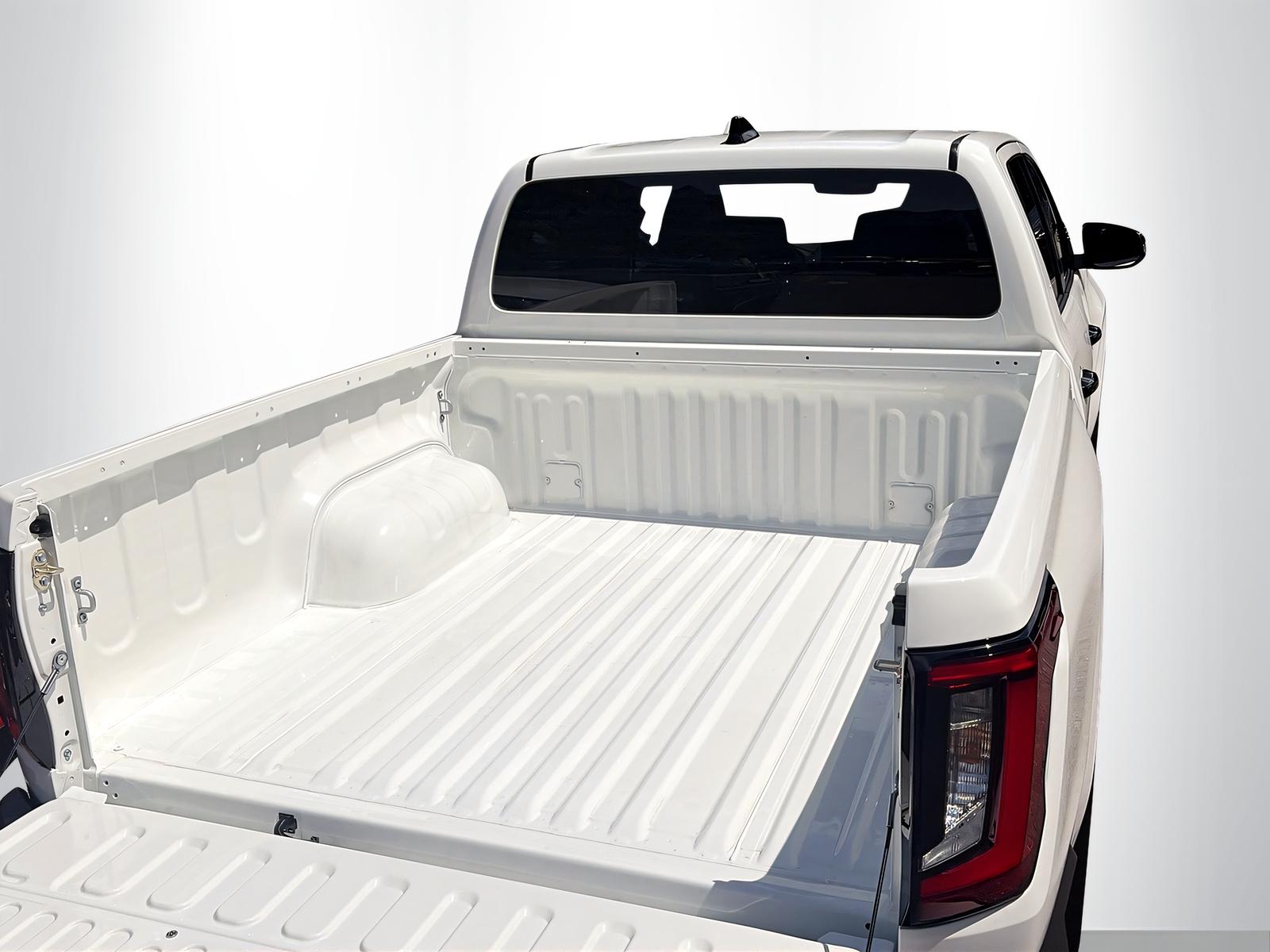 TOYOTA Hilux Double Cab.-Pick-up 59KWh Style-image-8