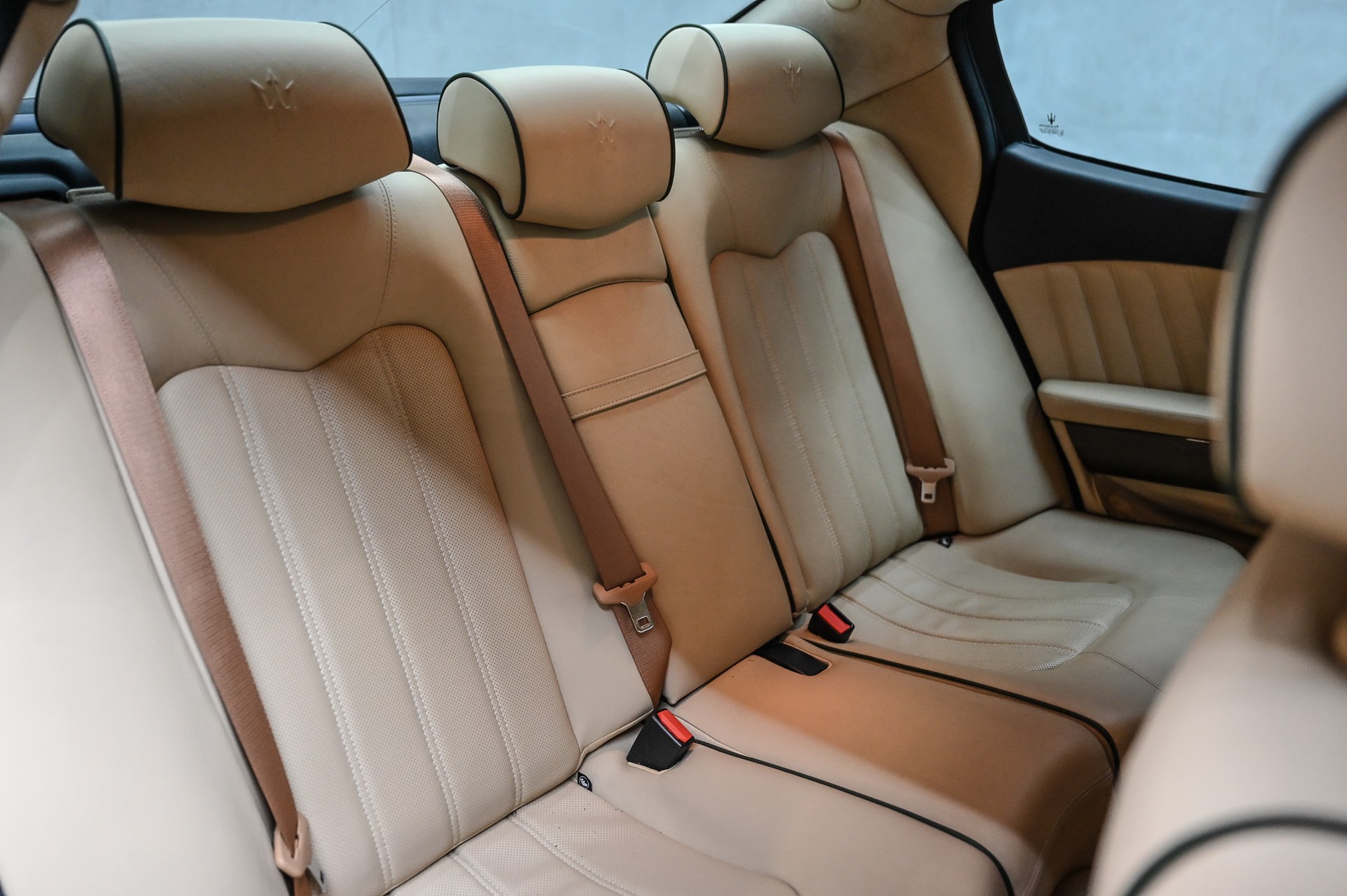 MASERATI Quattroporte 4.2 V8-image-30