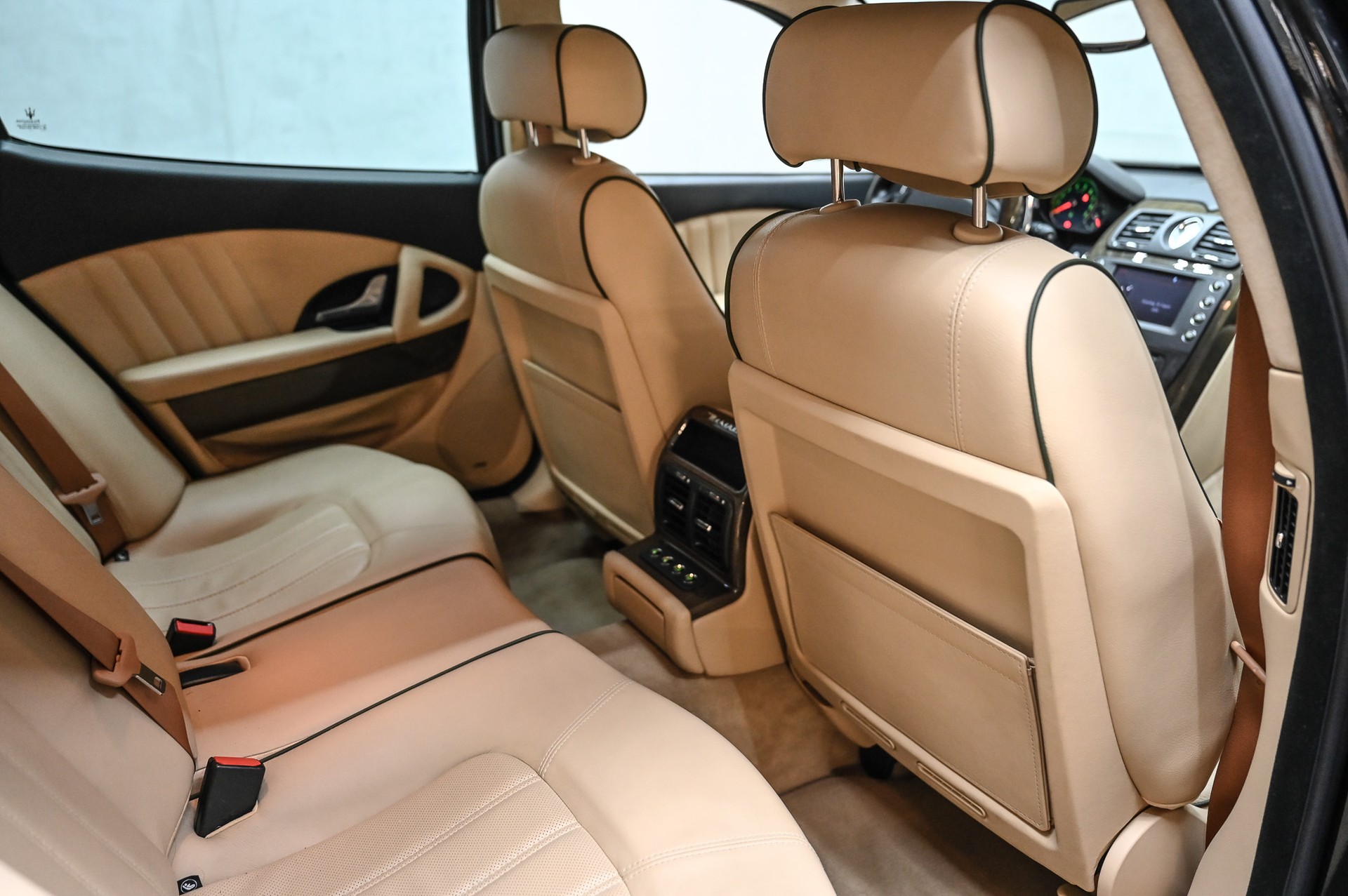 MASERATI Quattroporte 4.2 V8-image-29