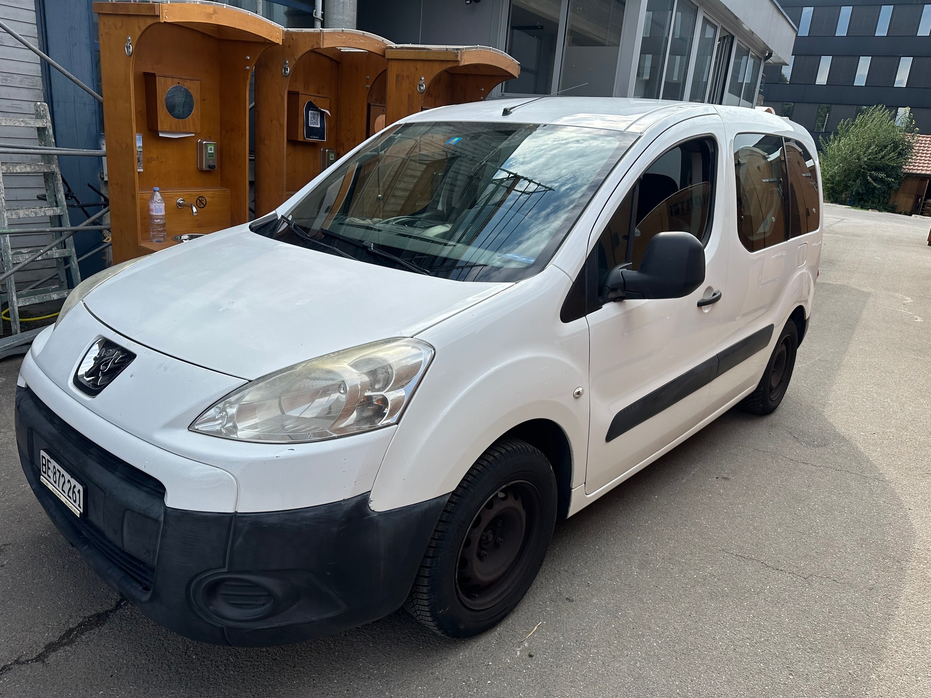 PEUGEOT Partner 1.6 Urban-image-2