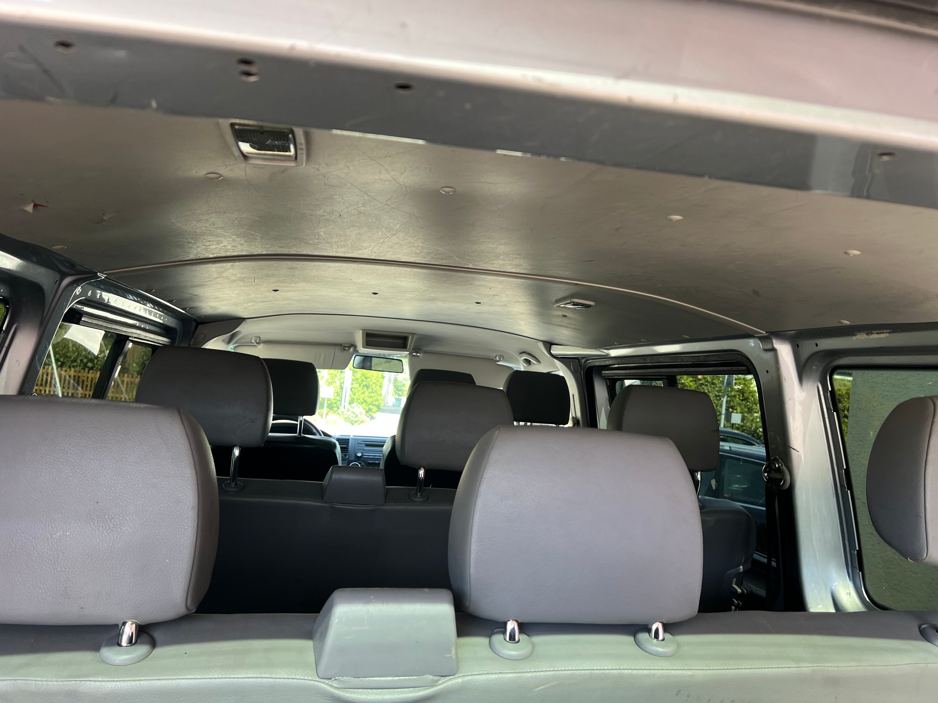 VW T5 Caravelle Comfort 2.5TDI PD 4M-image-11