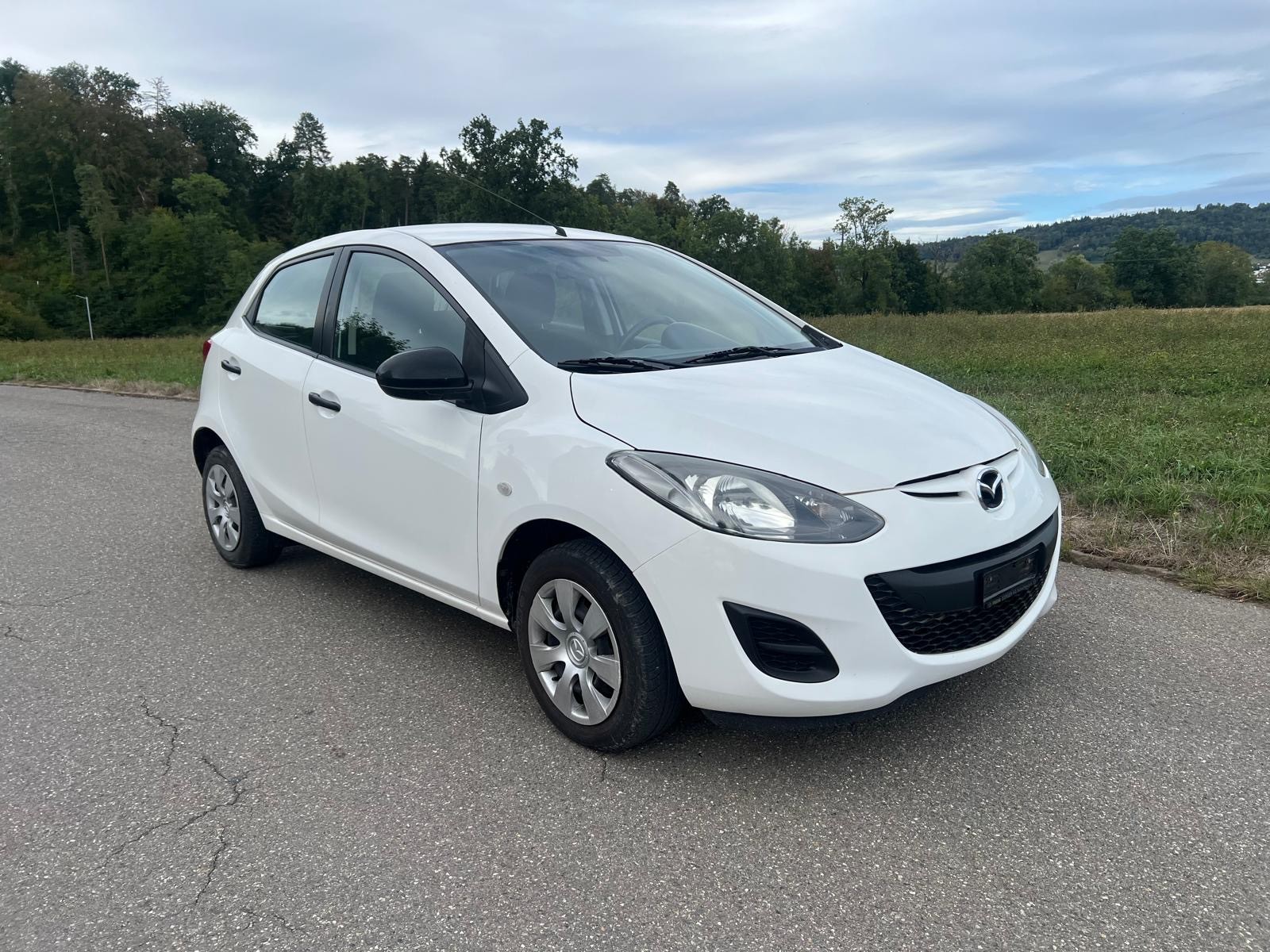 MAZDA 2 1.3i 16V Confort Mit frisch MFK 26.08.2026-image-0