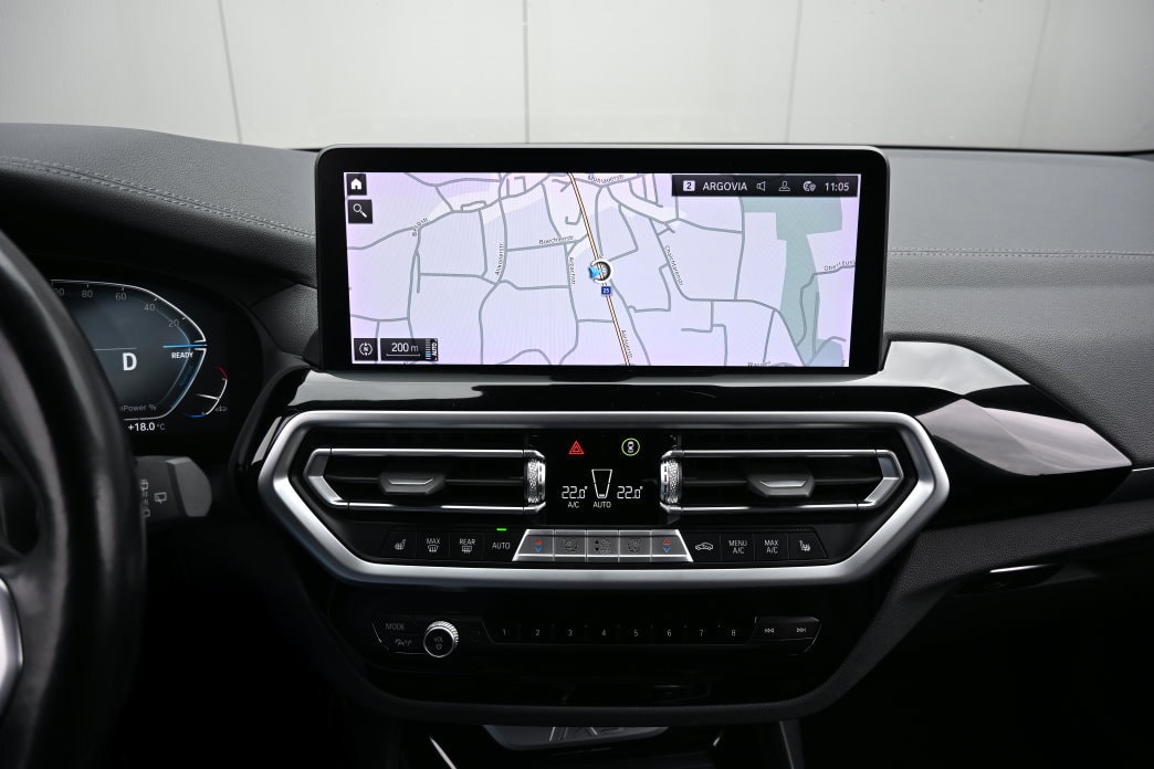 BMW iX3 Inspiring-image-11