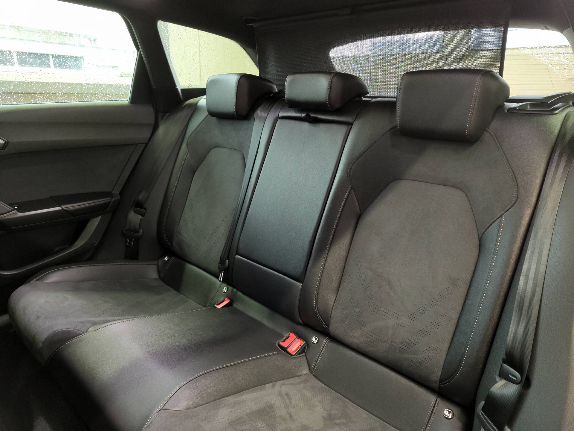 CUPRA Leon ST 2.0 TSI 333 VZ 4Drive DSG-image-6
