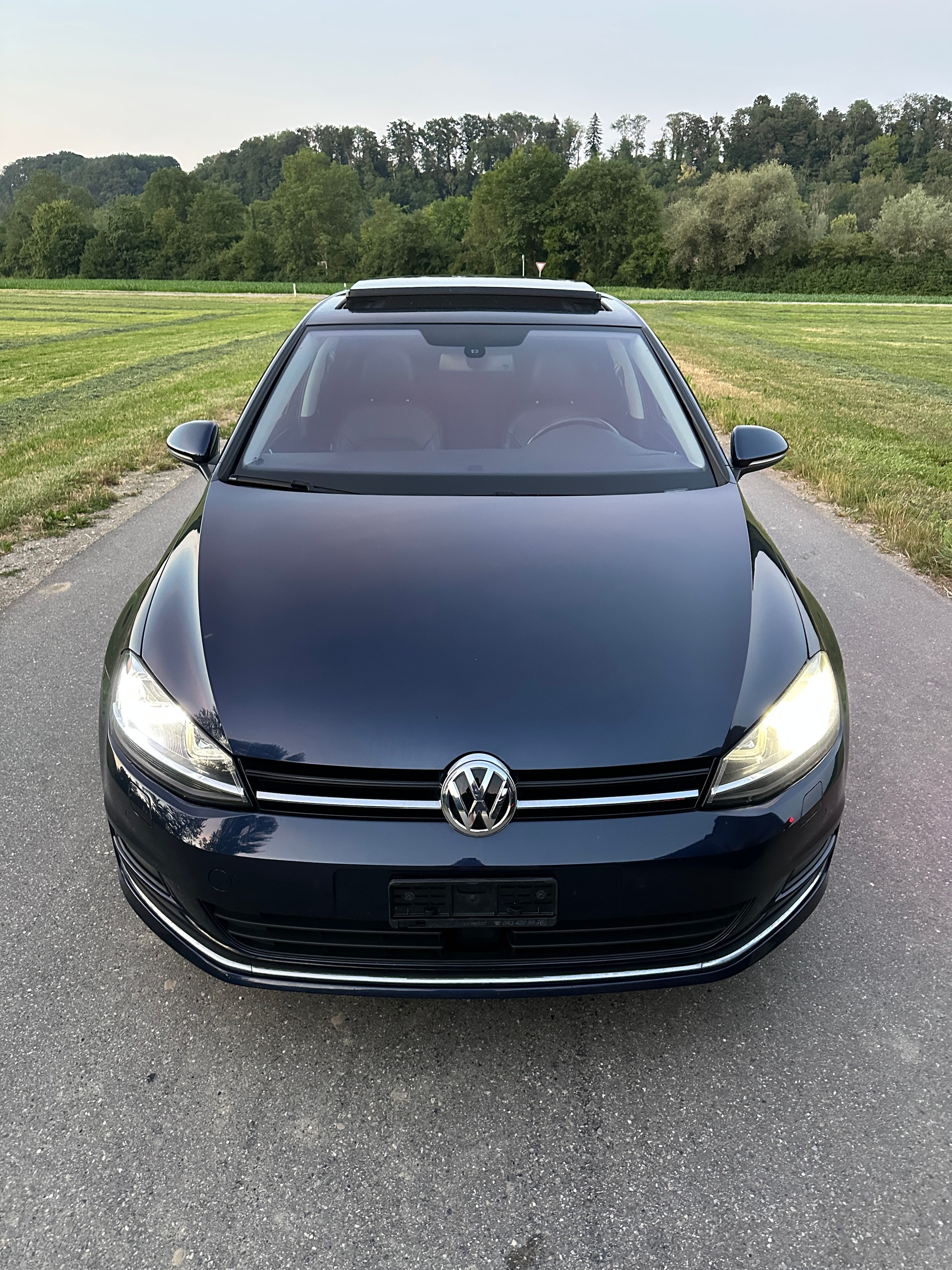 VW 2.0 TDI Highline 4m-image-2