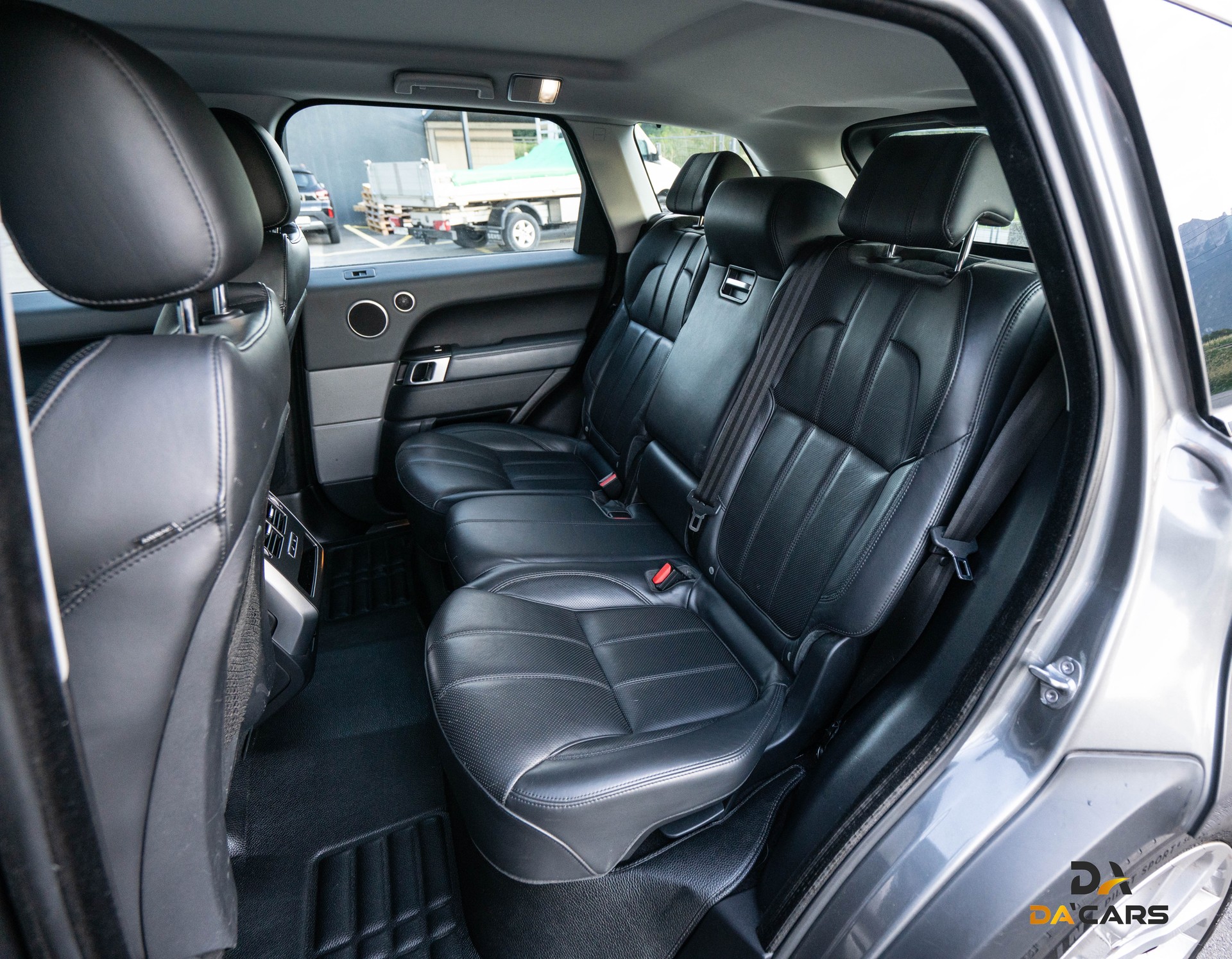 LAND ROVER Range Rover Sport 3.0 SDV6 HSE Dynamic Automatic-image-5