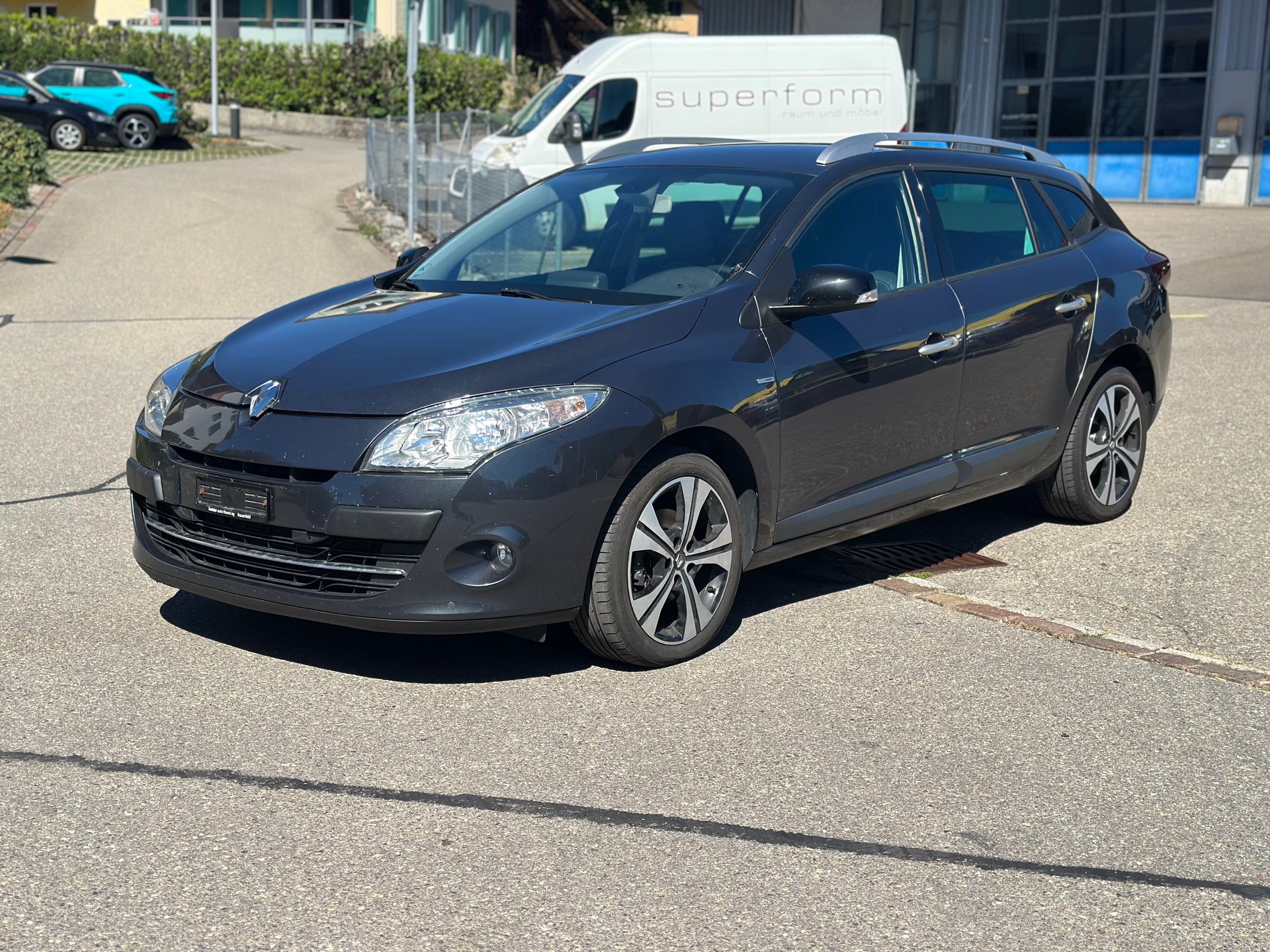 RENAULT Mégane Grandtour 1.5 dCi Dynamique EDC-image-0