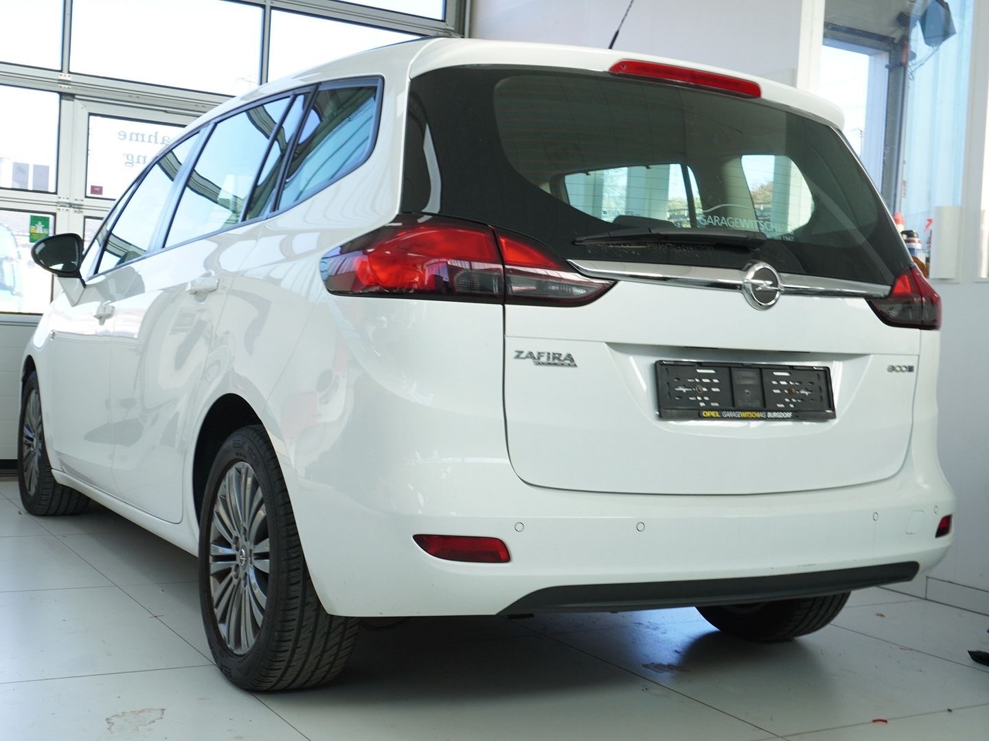 OPEL Zafira Tourer 1.4i 16V Cosmo-image-1
