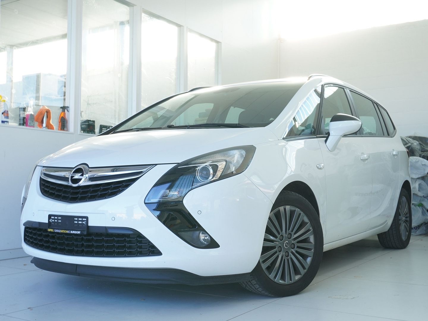 OPEL Zafira Tourer 1.4i 16V Cosmo-image-0