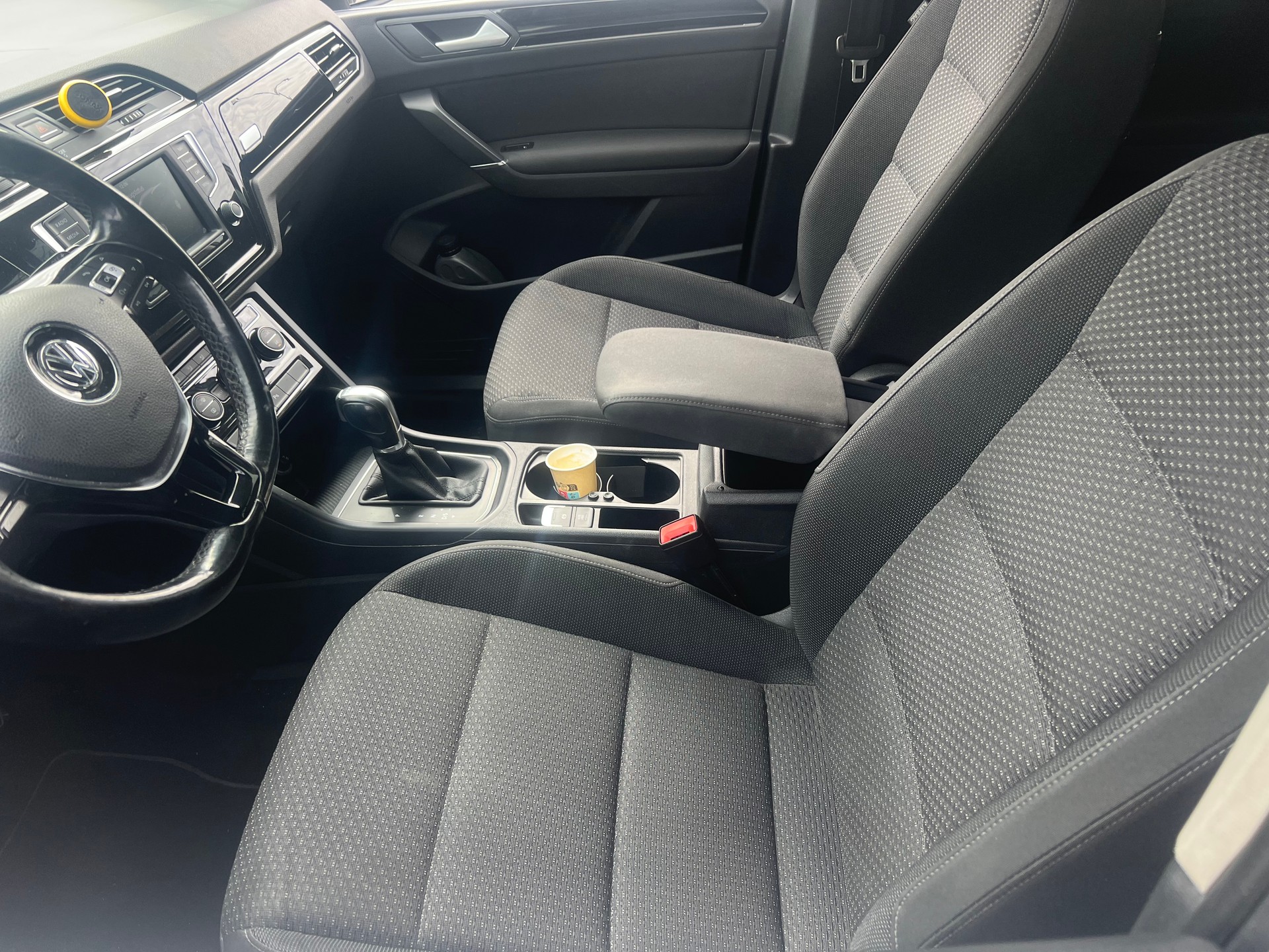 VW Touran 1.6 TDI BlueMotion Technology Sound DSG-image-7