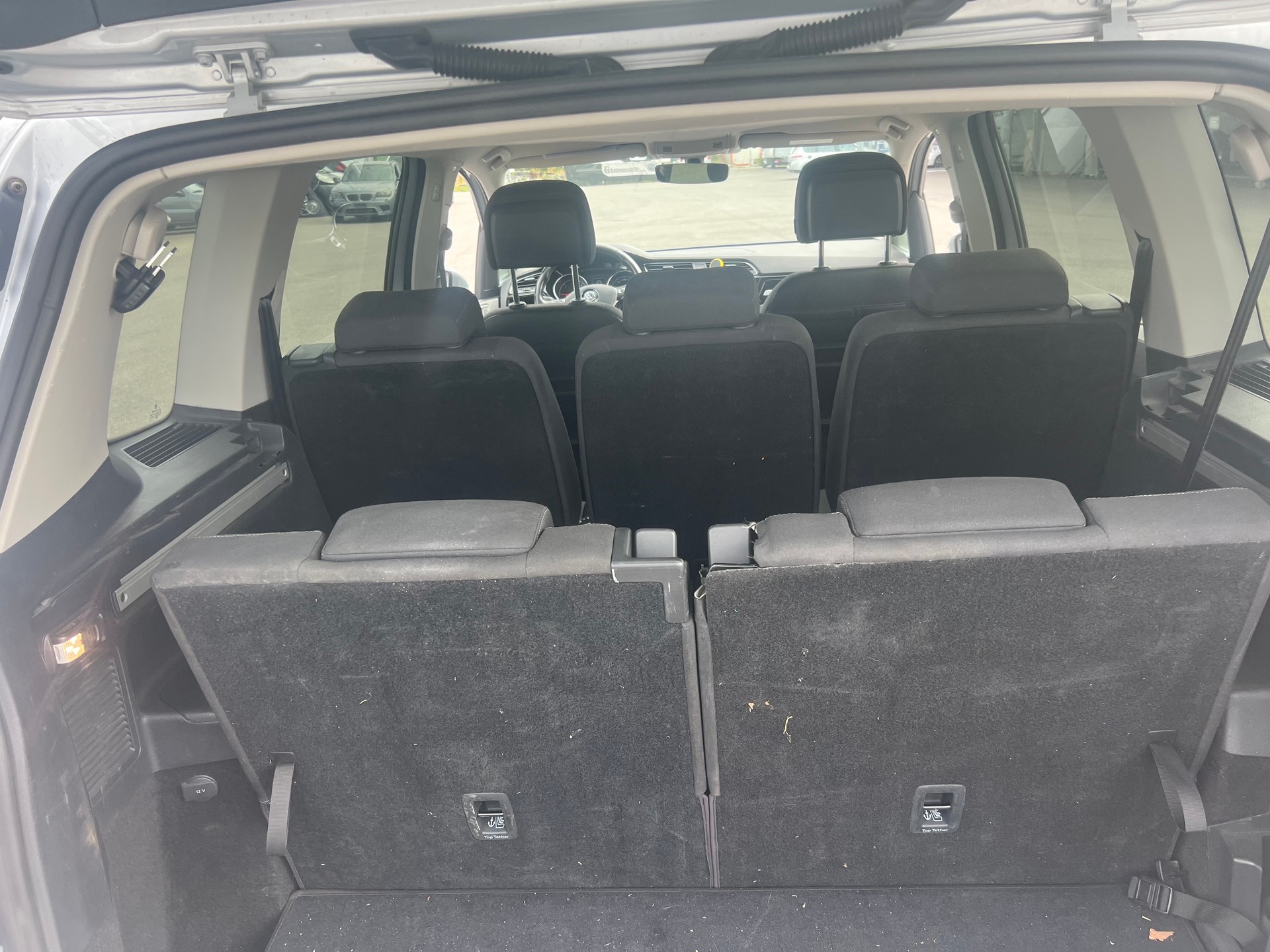 VW Touran 1.6 TDI BlueMotion Technology Sound DSG-image-6