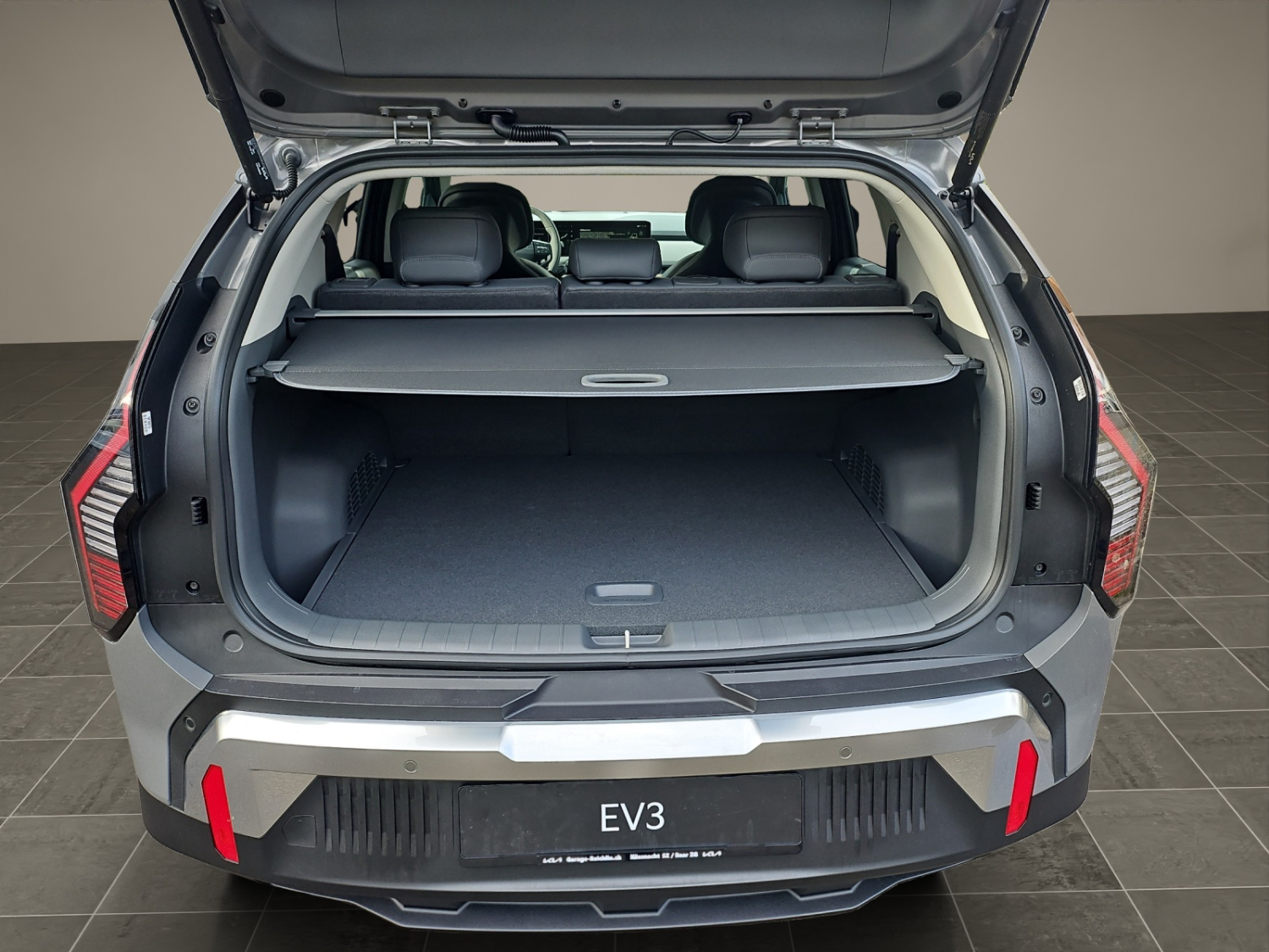 KIA EV3 81 kWh Earth+-image-16
