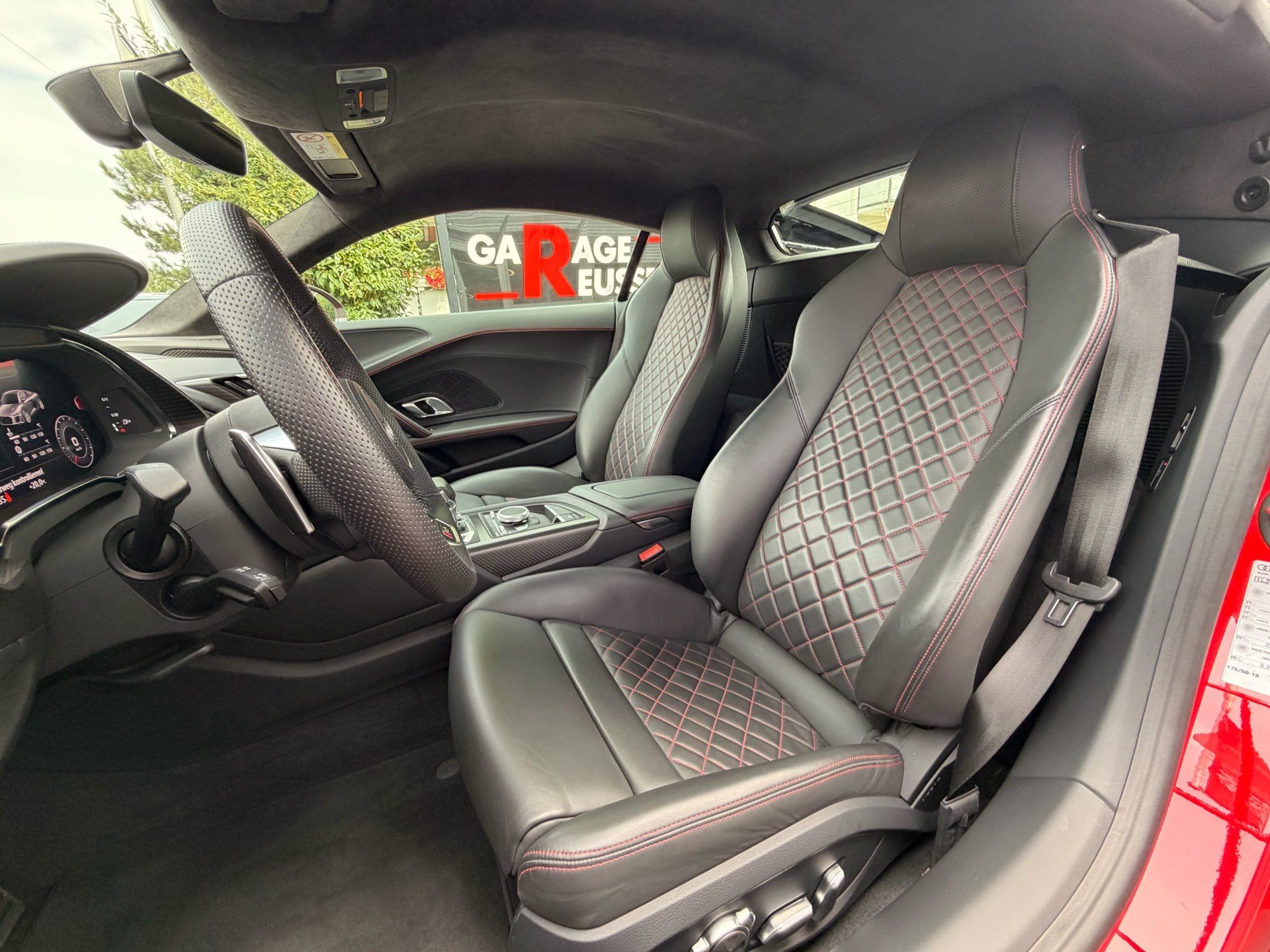 AUDI R8 COUPE 5.2 FSI QUATTRO PERFORMANCE *** 5 JAHRE AUD WERKSGARANTIE & FRISCH AB AUDI SERVICE ***-image-7