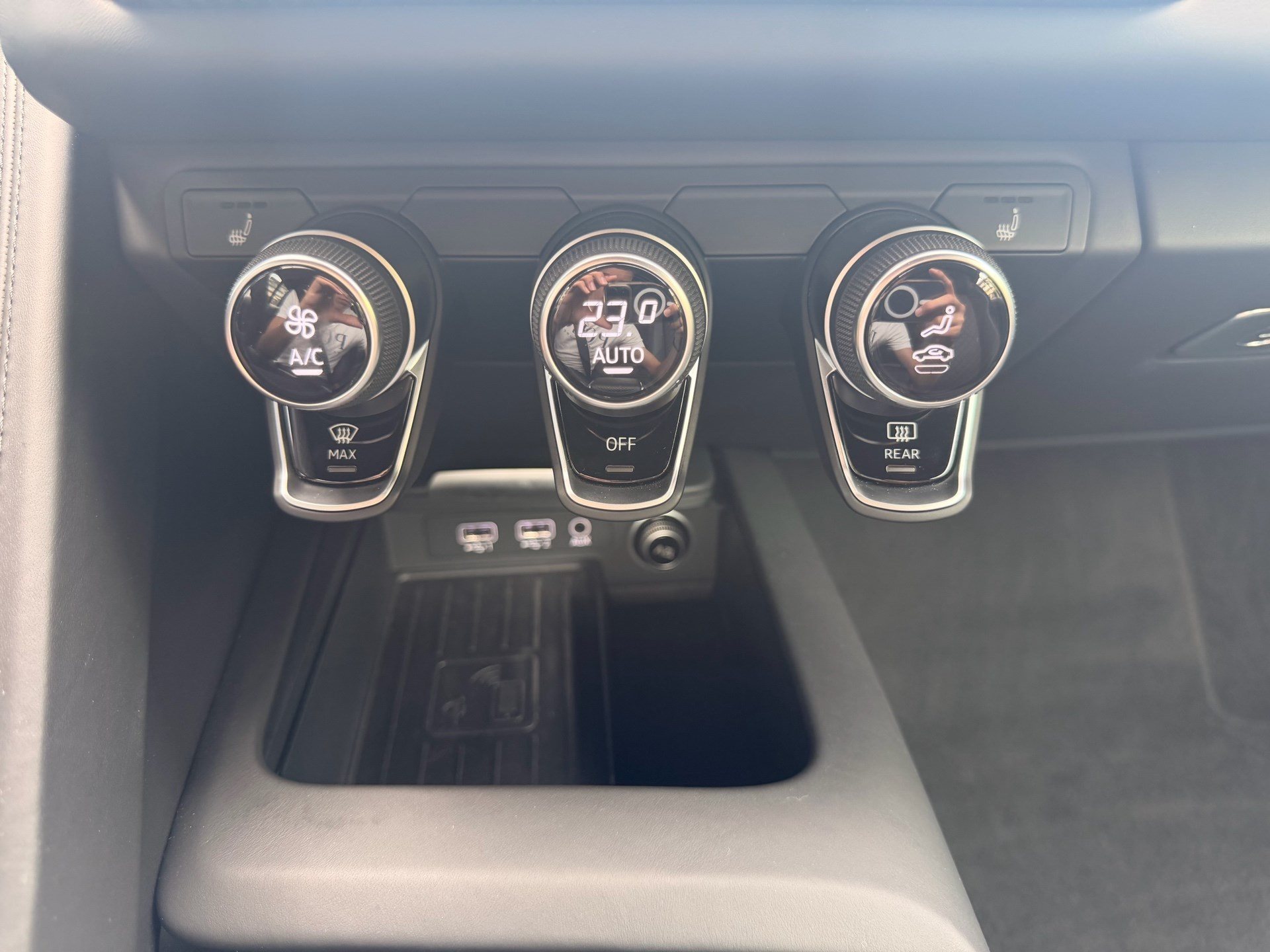 AUDI R8 COUPE 5.2 FSI QUATTRO PERFORMANCE *** 5 JAHRE AUD WERKSGARANTIE & FRISCH AB AUDI SERVICE ***-image-16
