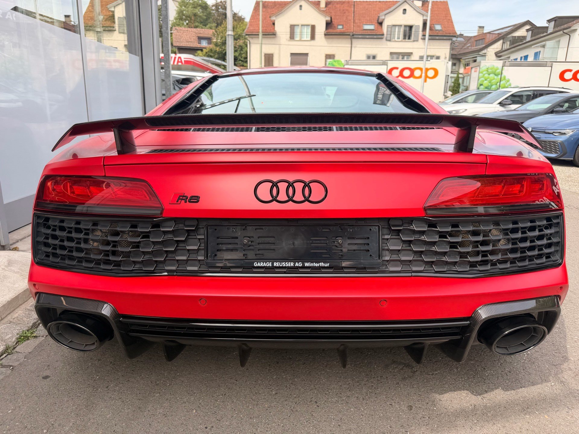 AUDI R8 COUPE 5.2 FSI QUATTRO PERFORMANCE *** 5 JAHRE AUD WERKSGARANTIE & FRISCH AB AUDI SERVICE ***-image-4