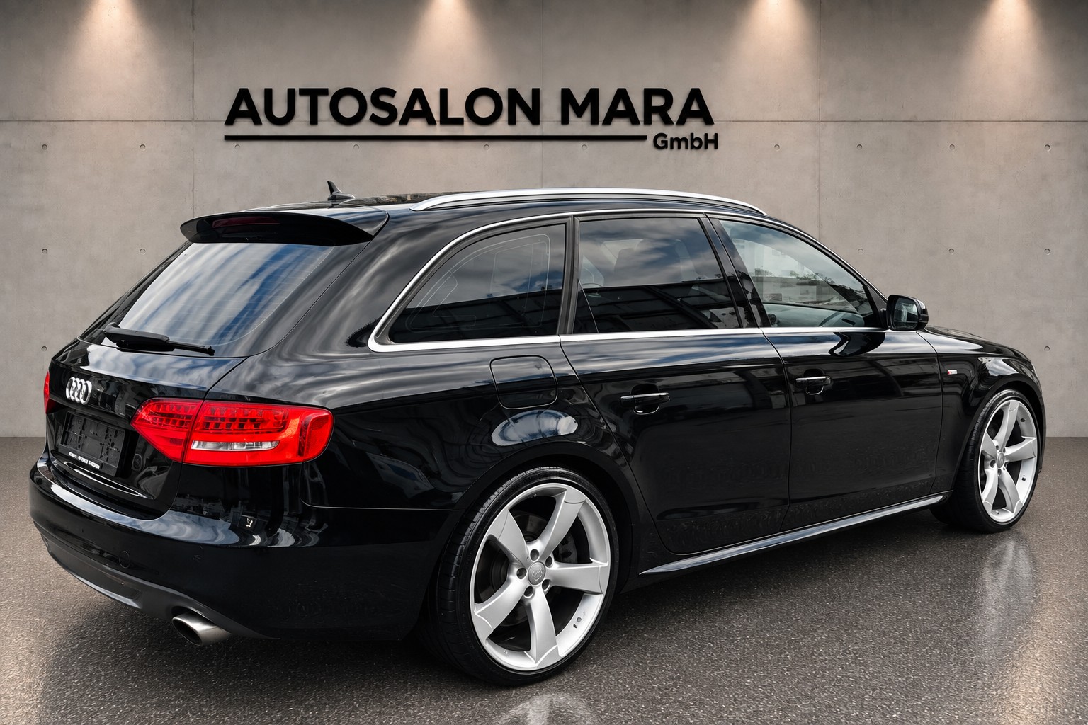 AUDI A4 Avant 2.0 TFSI quattro S-tronic-image-5