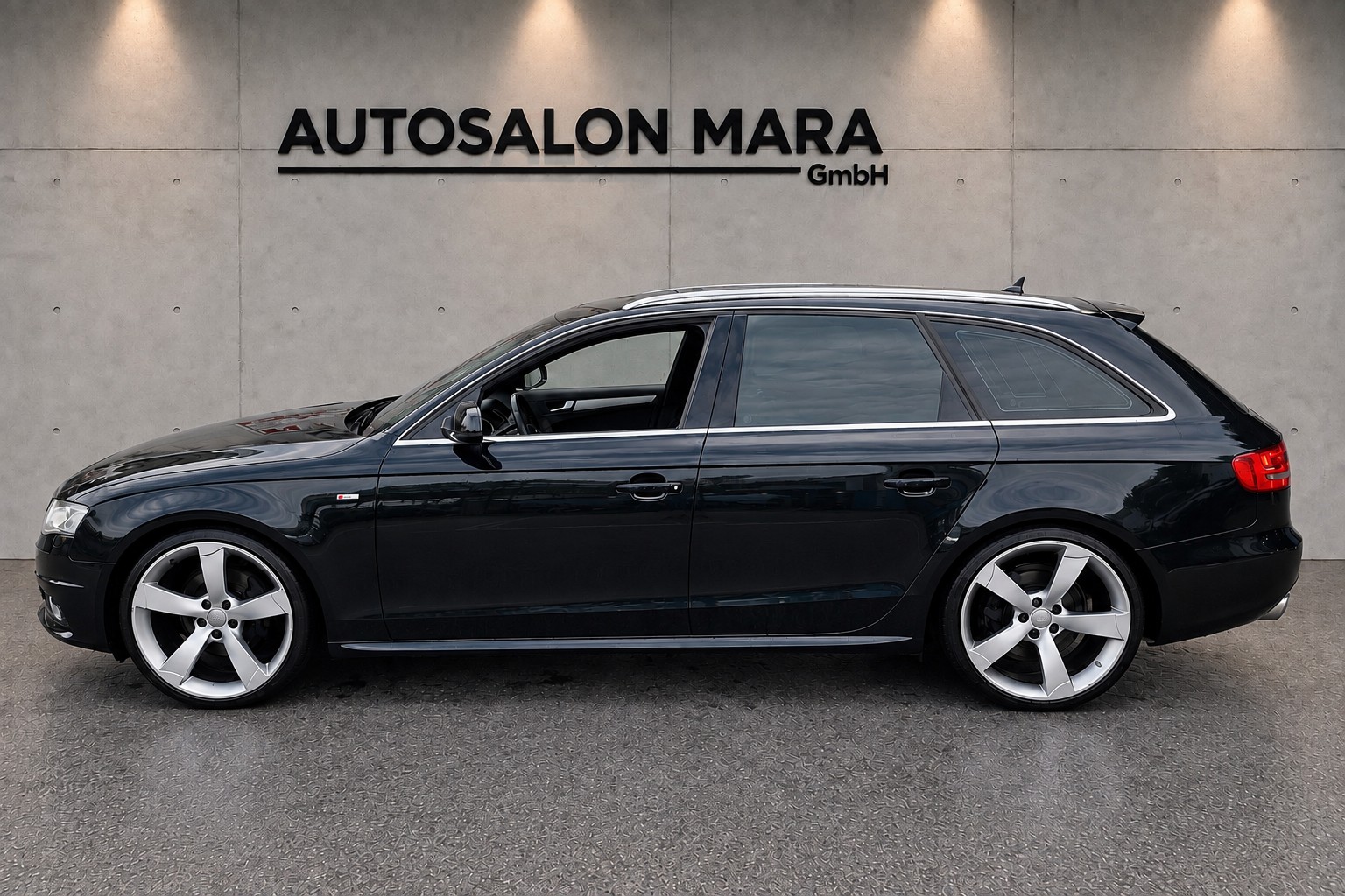 AUDI A4 Avant 2.0 TFSI quattro S-tronic-image-1